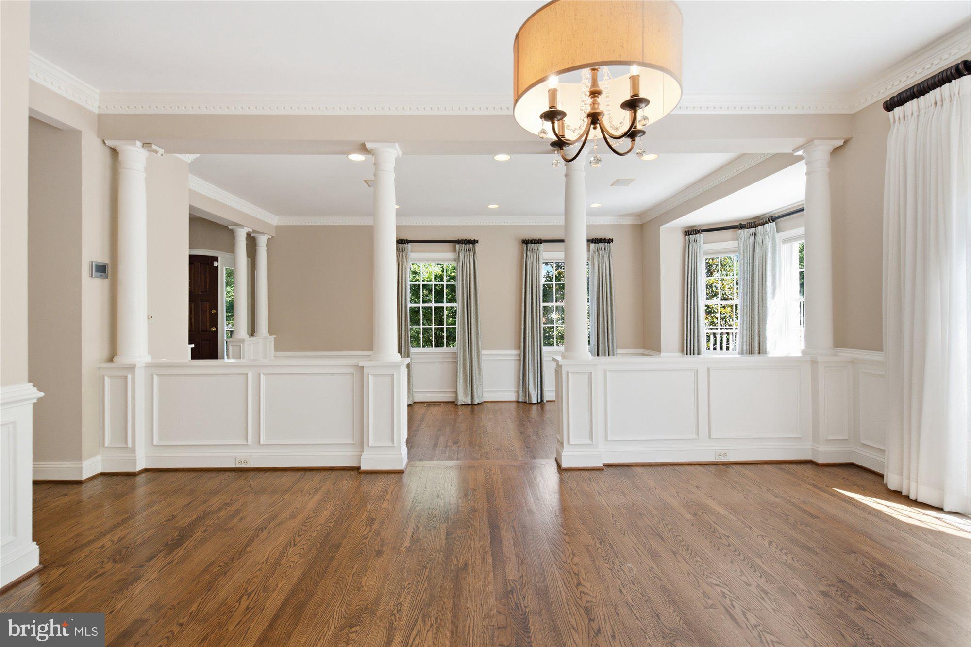 GRESHAM PLACE - Residential