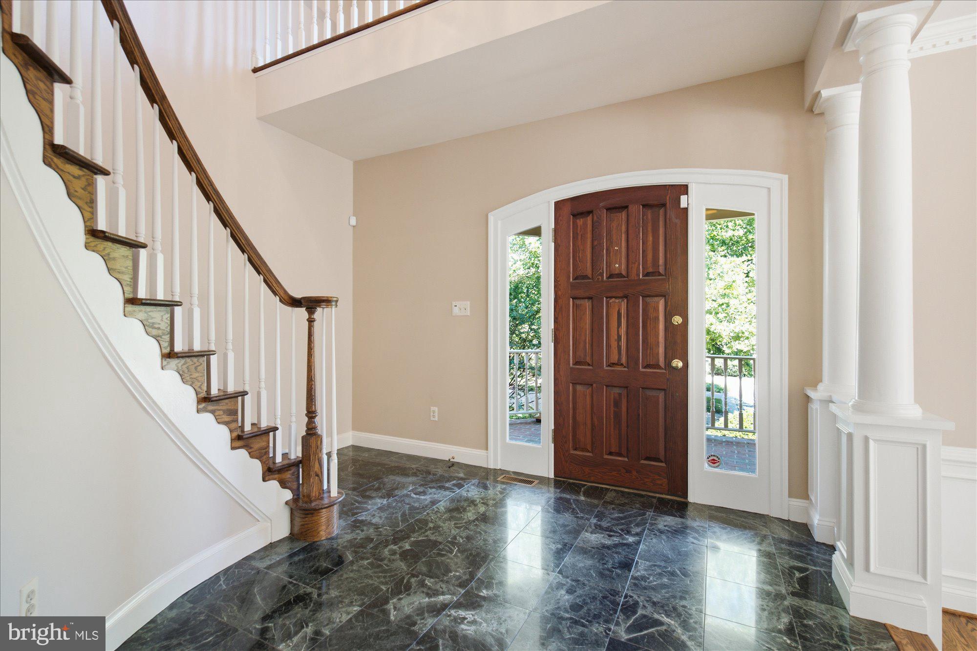 GRESHAM PLACE - Residential