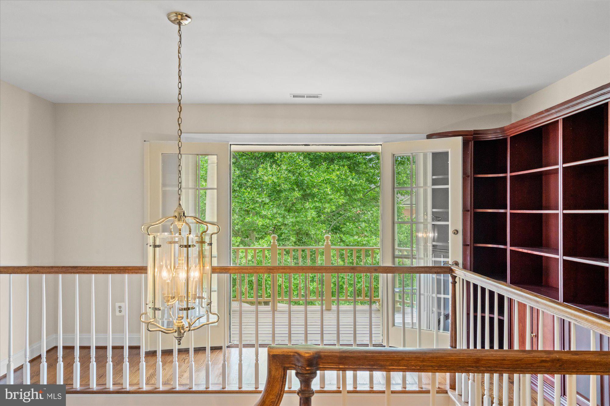 GRESHAM PLACE - Residential