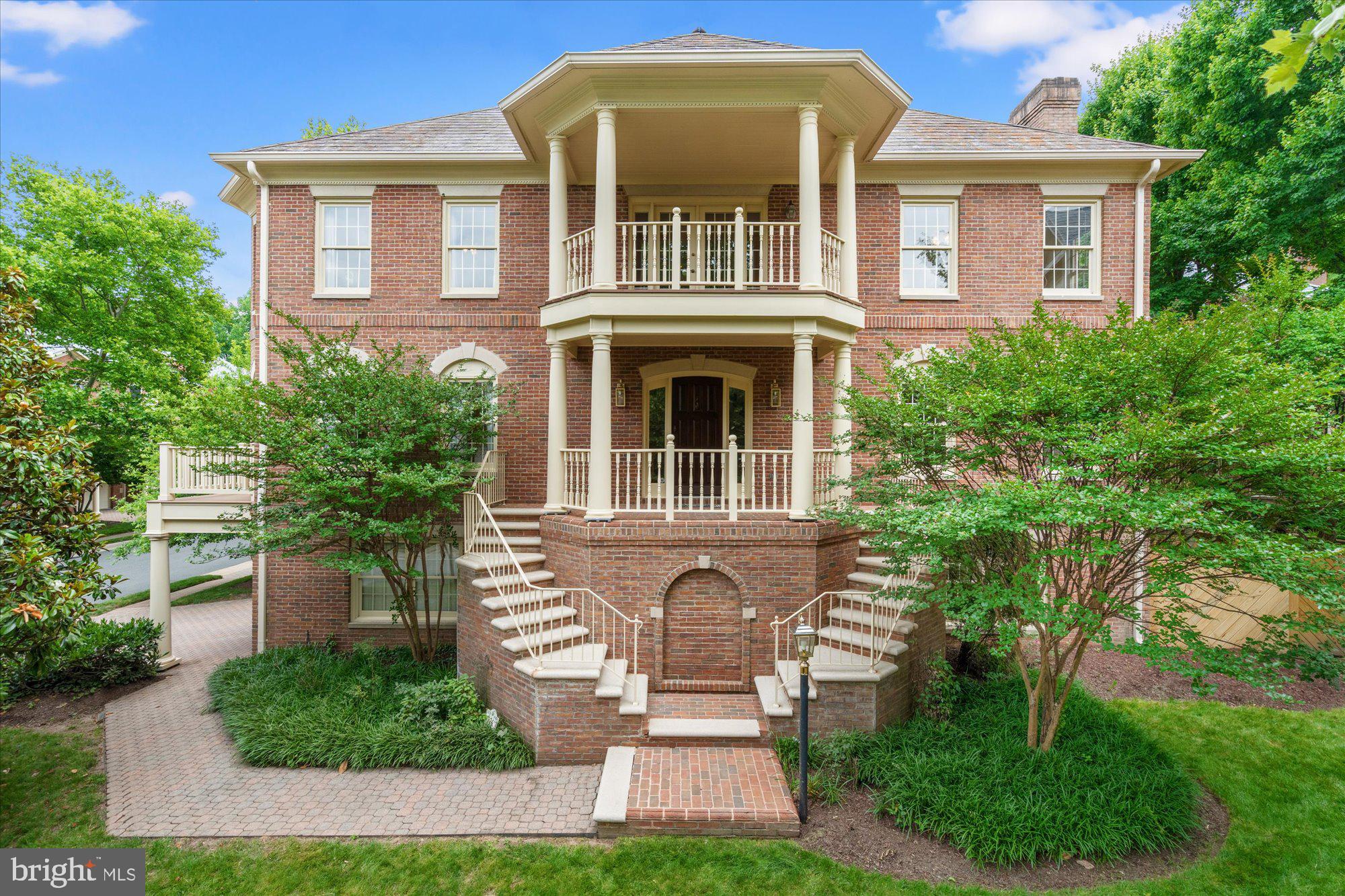 GRESHAM PLACE - Residential