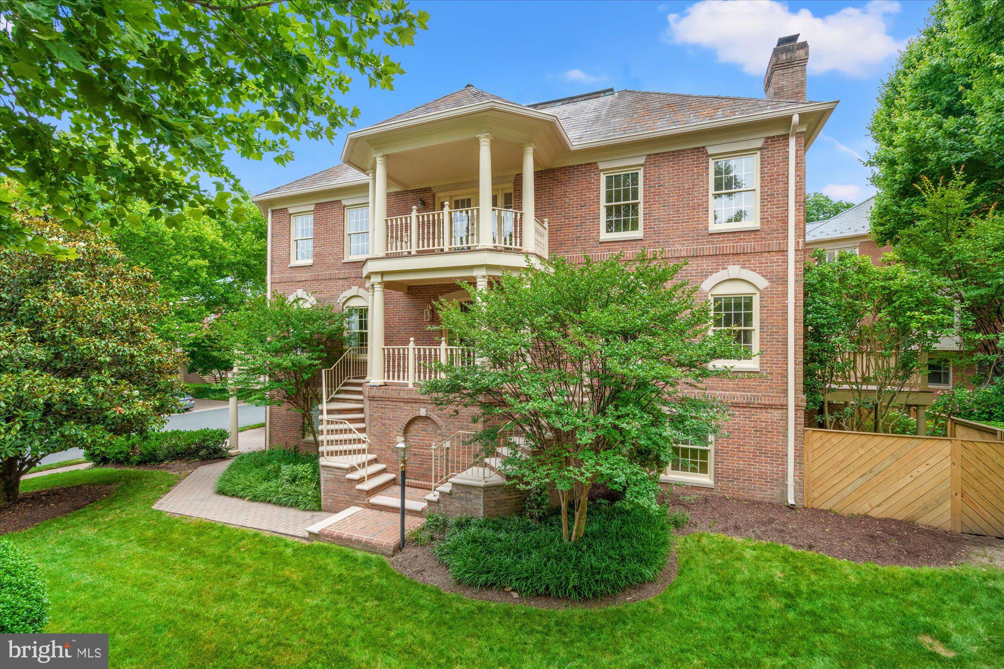 GRESHAM PLACE - Residential