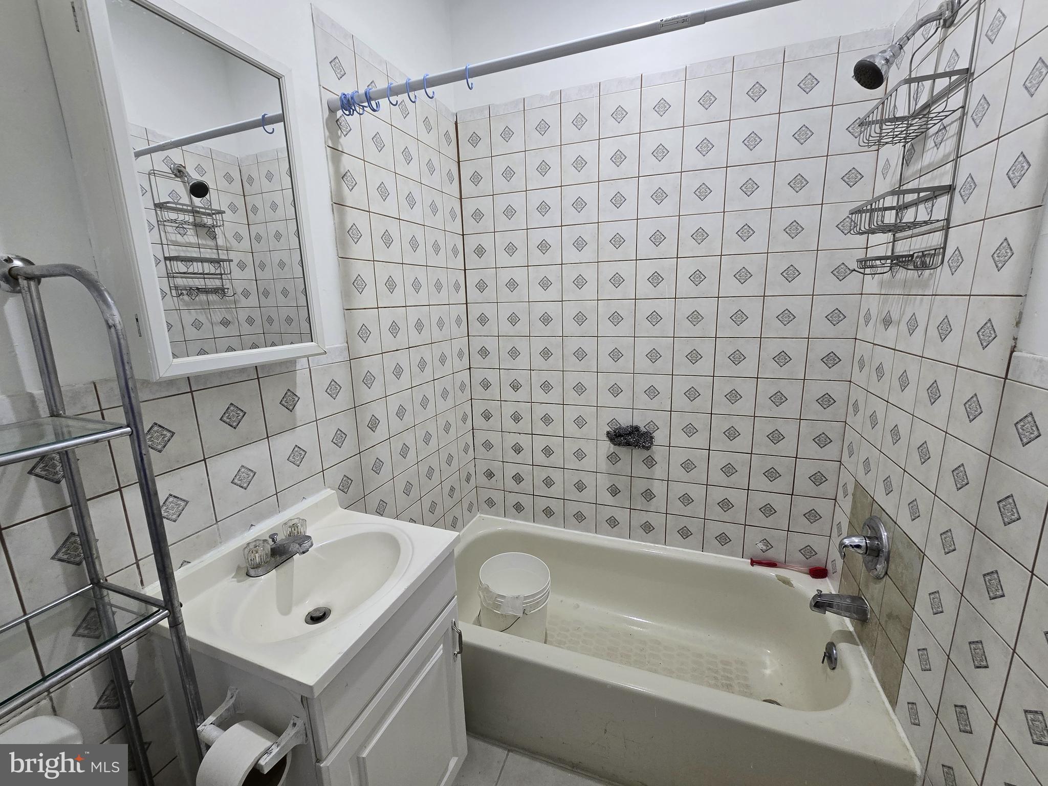 PHILADELPHIA - Residential