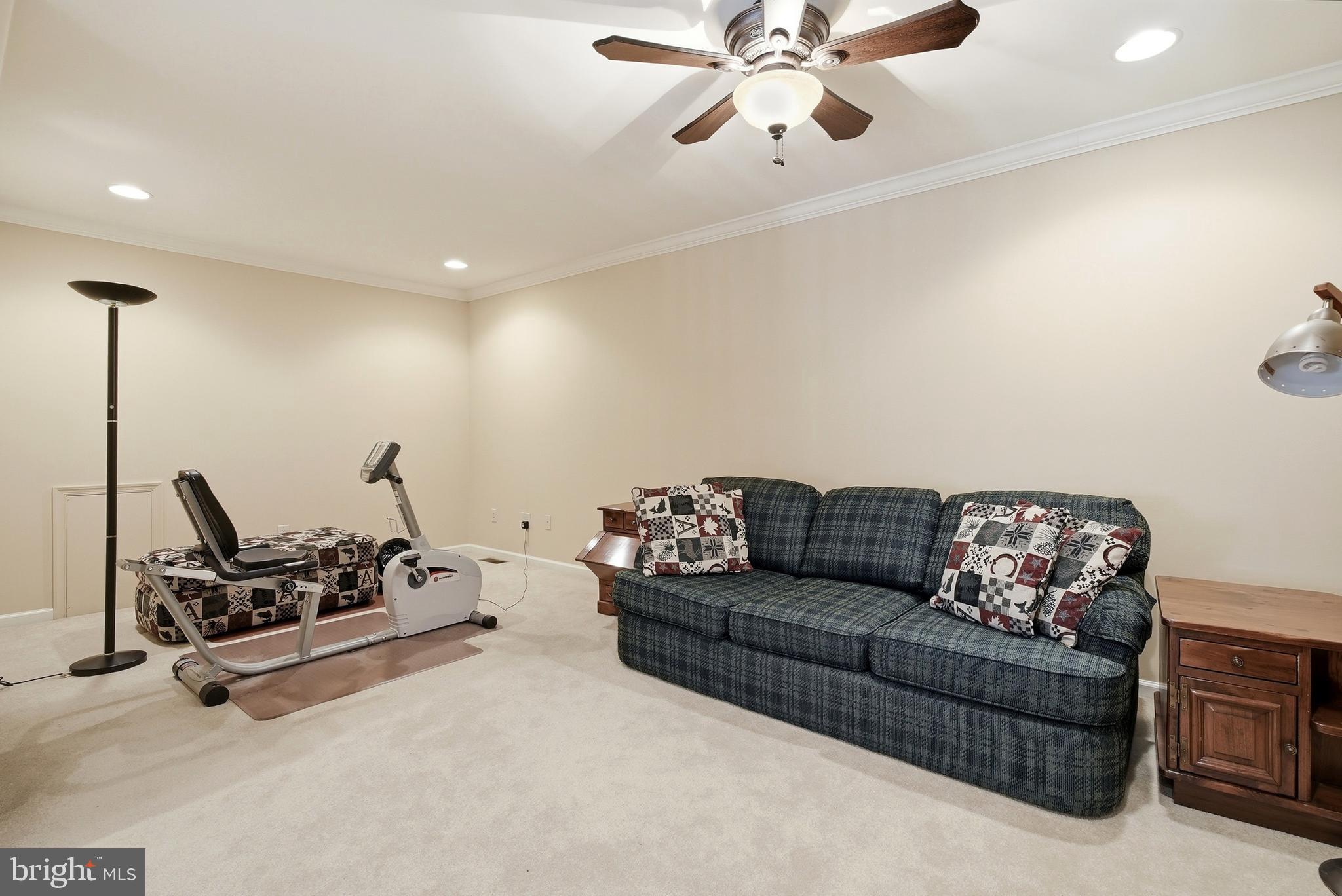 INDIAN VALLEY GREENS - Residential