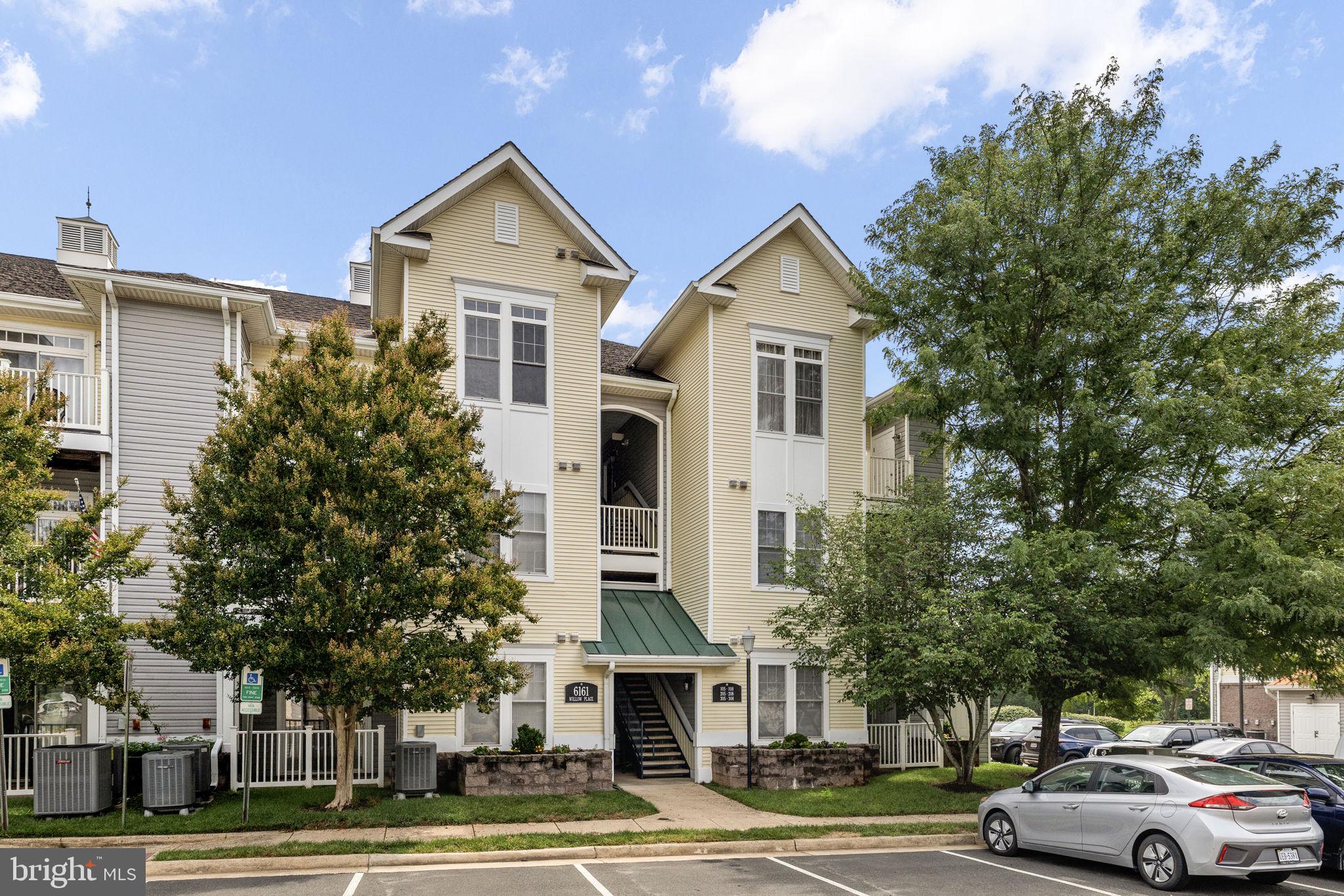 WAVERLY STATION - Residential