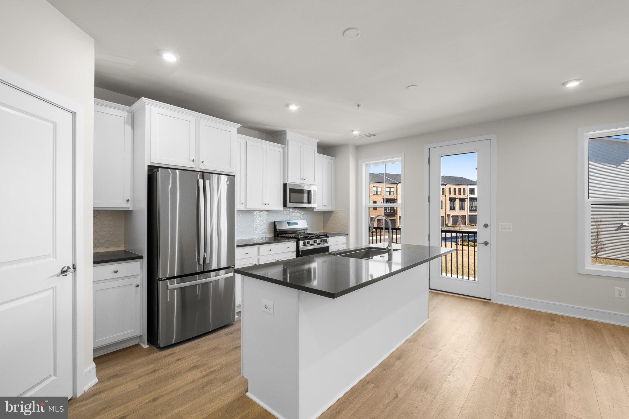 DEMOTT & SILVER - Residential