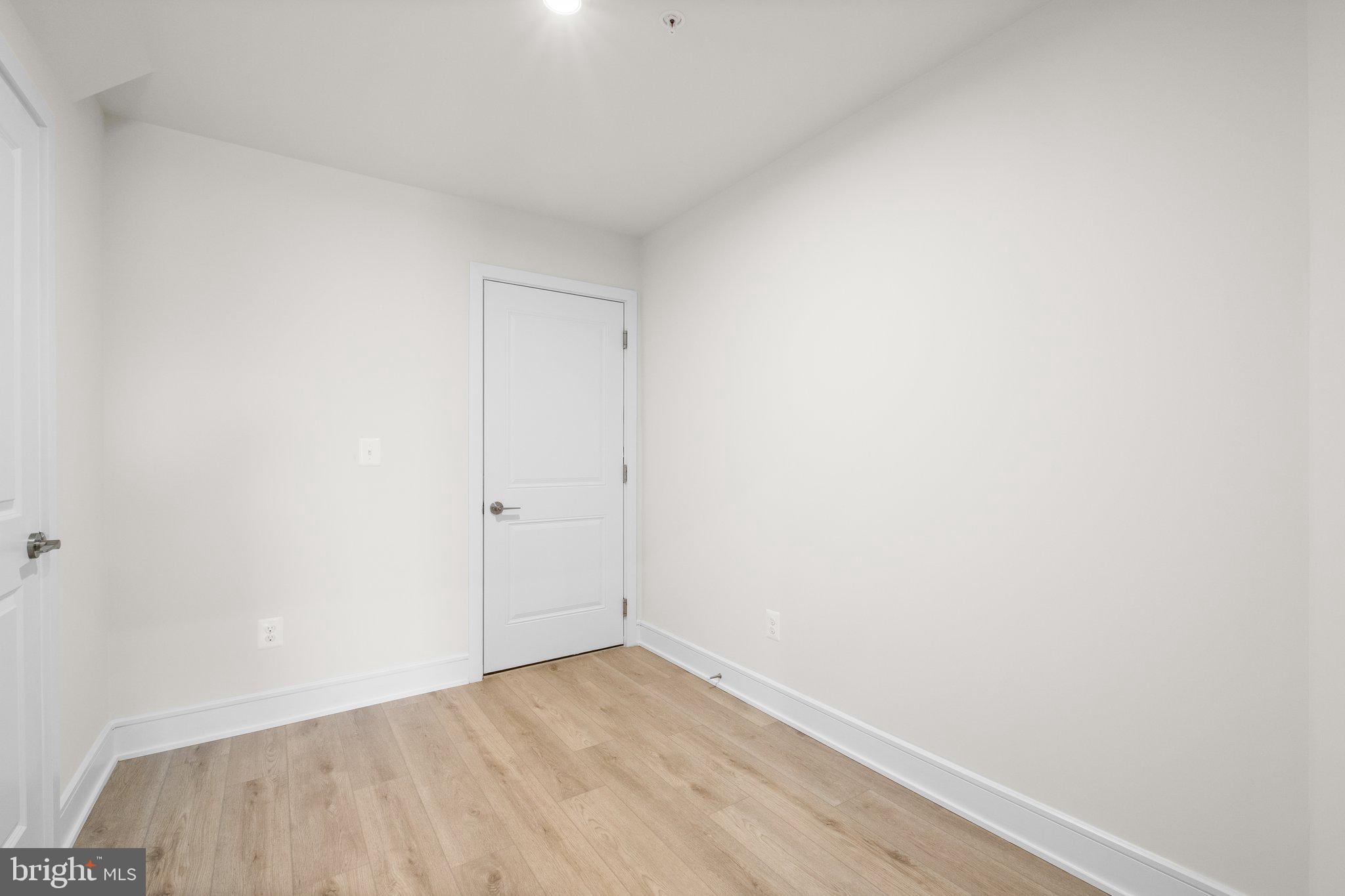 DEMOTT & SILVER - Residential