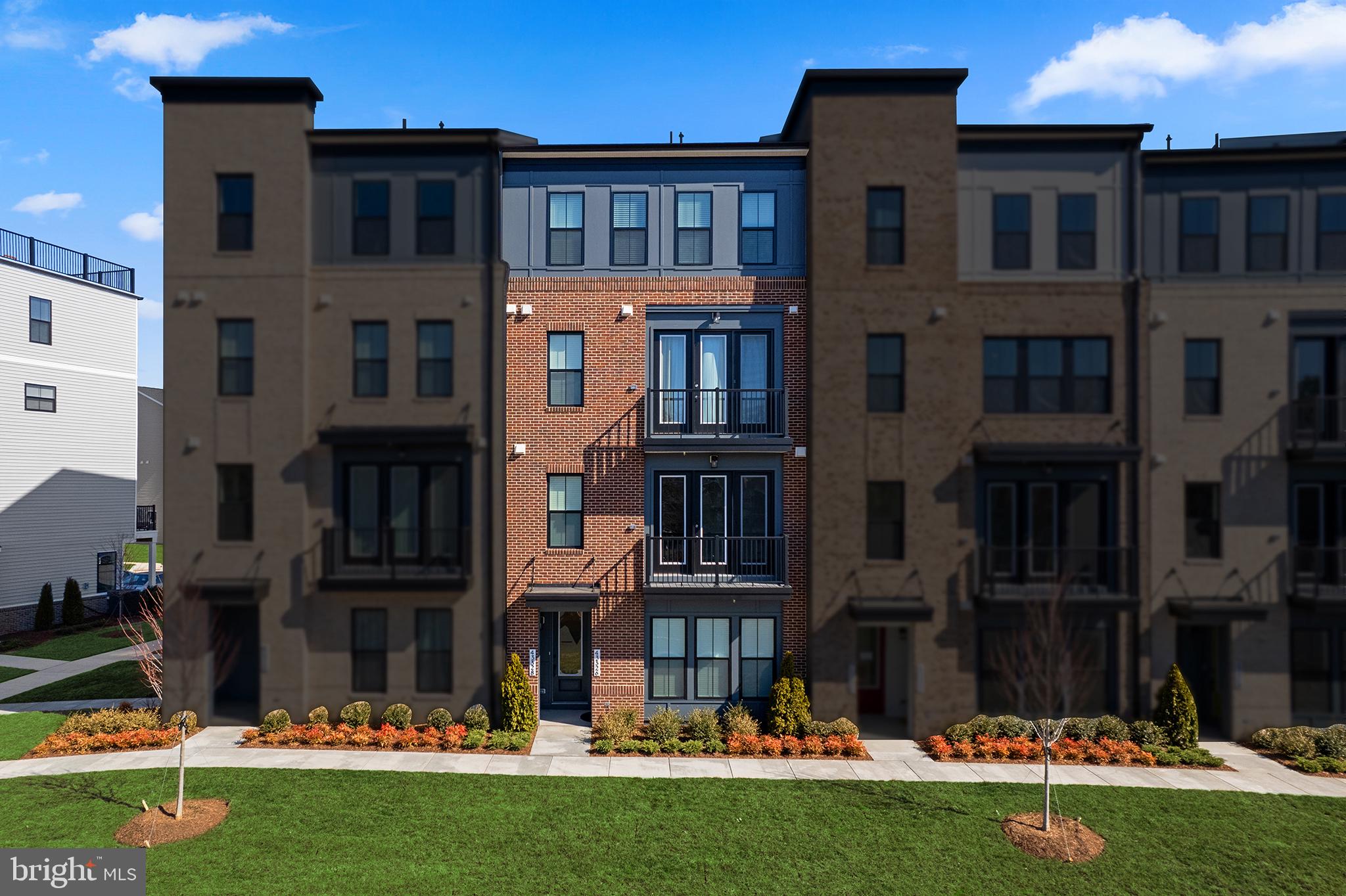 DEMOTT & SILVER - Residential