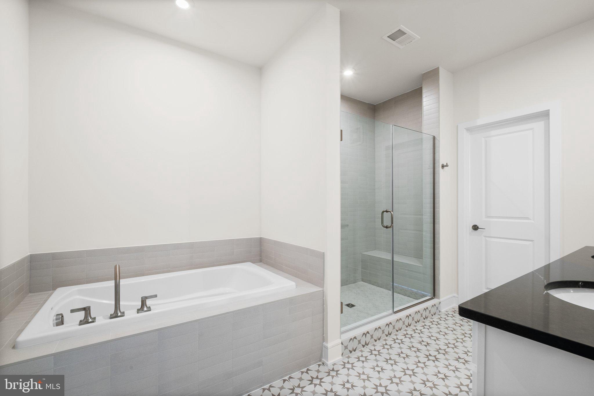 DEMOTT & SILVER - Residential