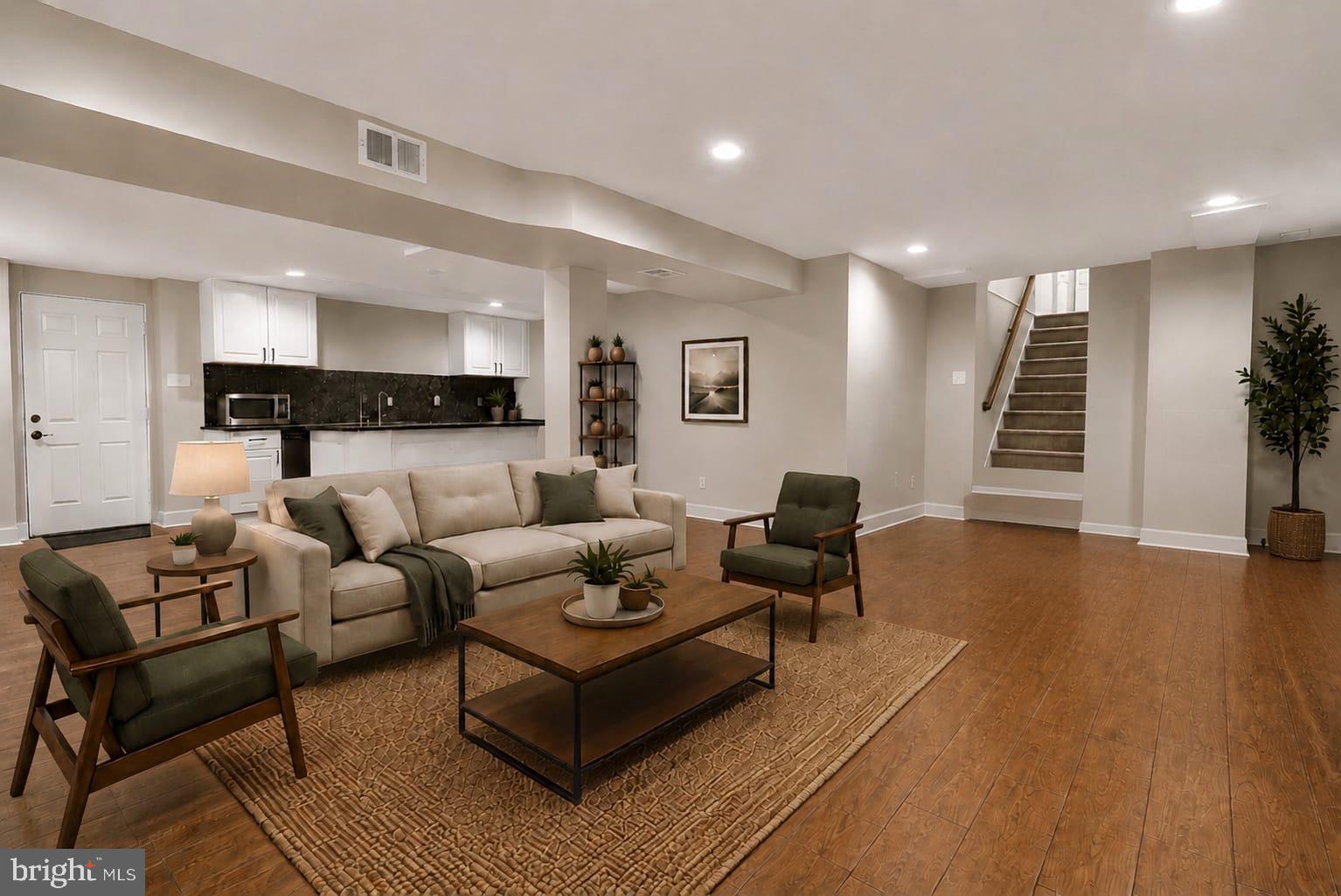 LONGWOOD KNOLLS - Residential