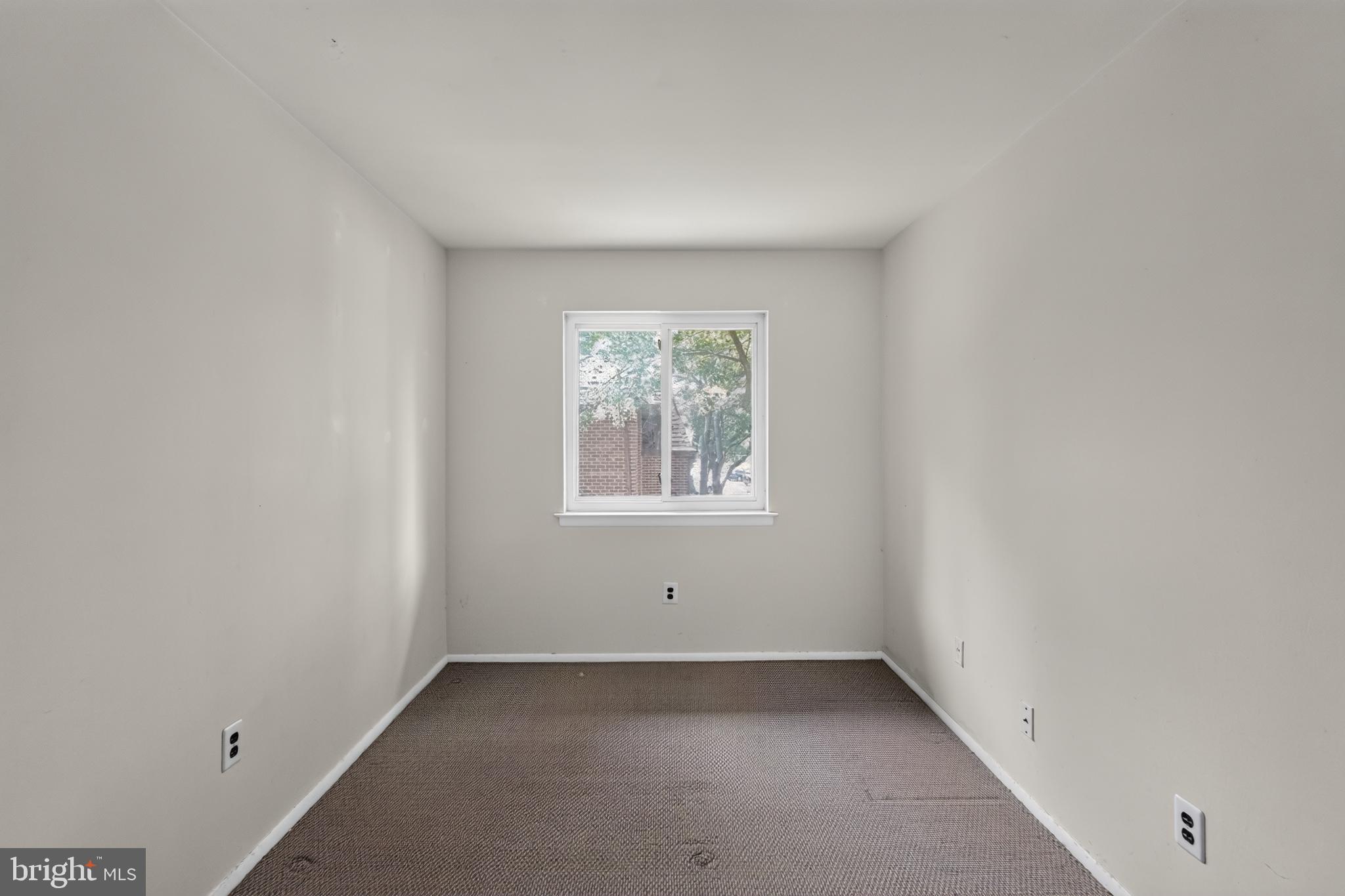 DANBURY VILLAGE - Residential