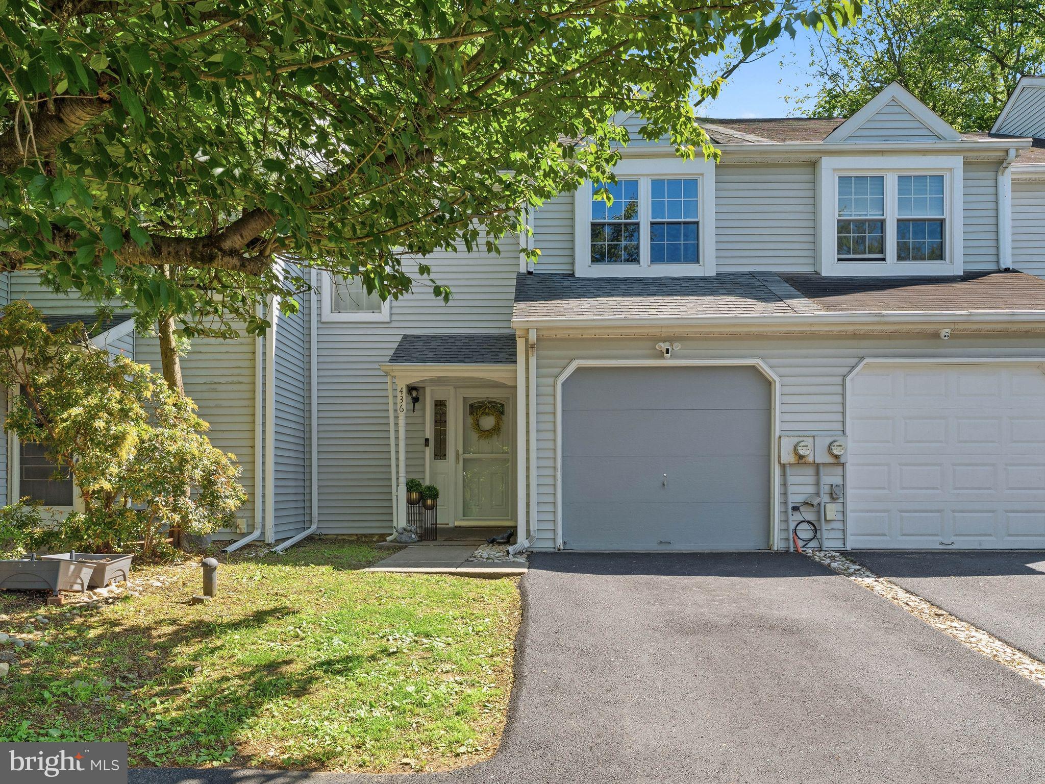WOODLYN CROSSING - Residential