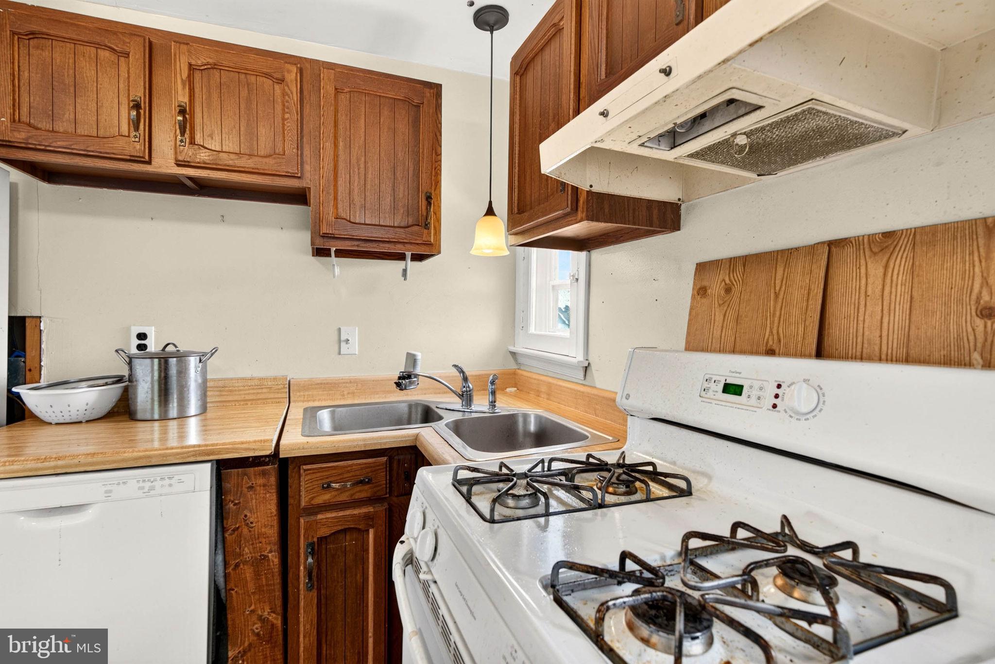 HAMILTON HEIGHTS - Residential