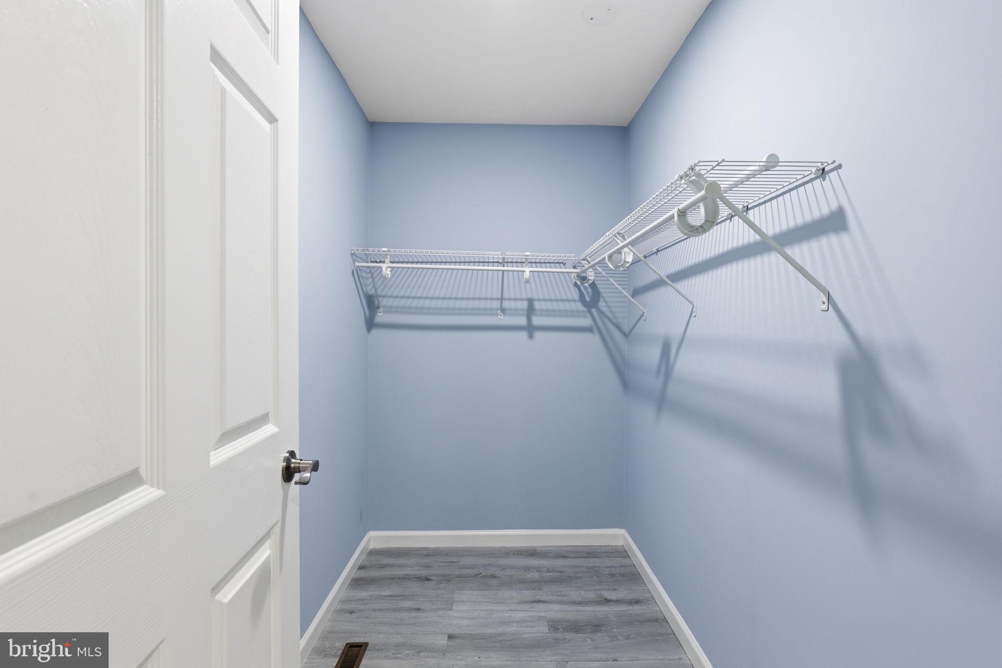 BRIGHTON - Residential