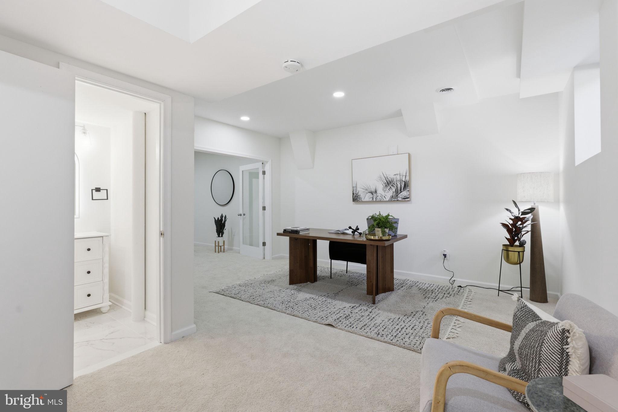 BRIGHTON - Residential
