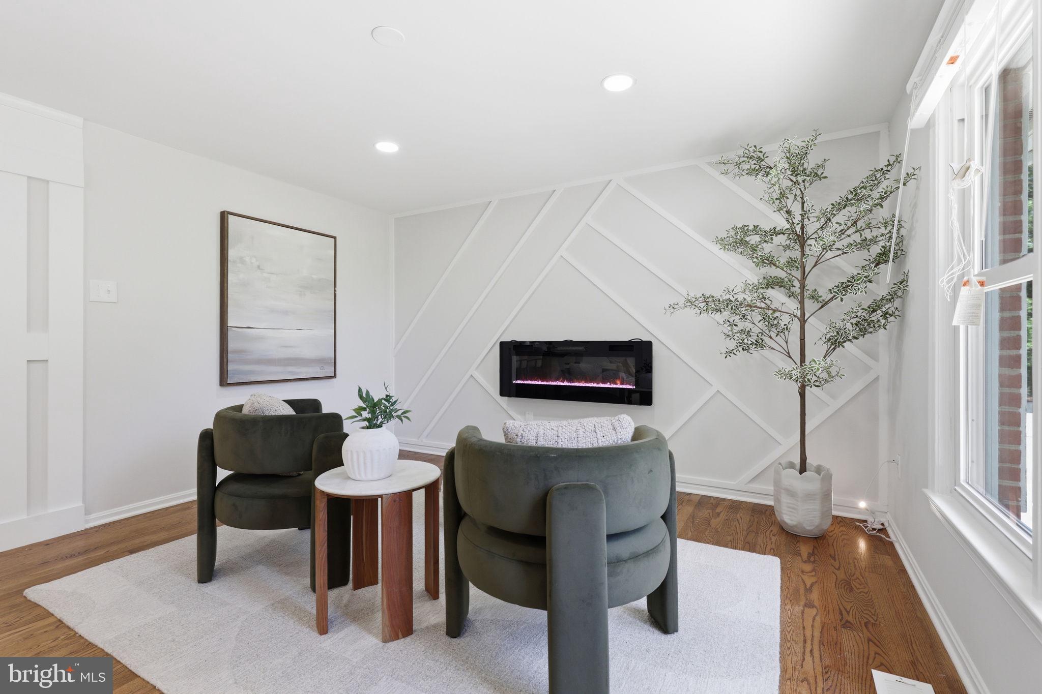 BRIGHTON - Residential