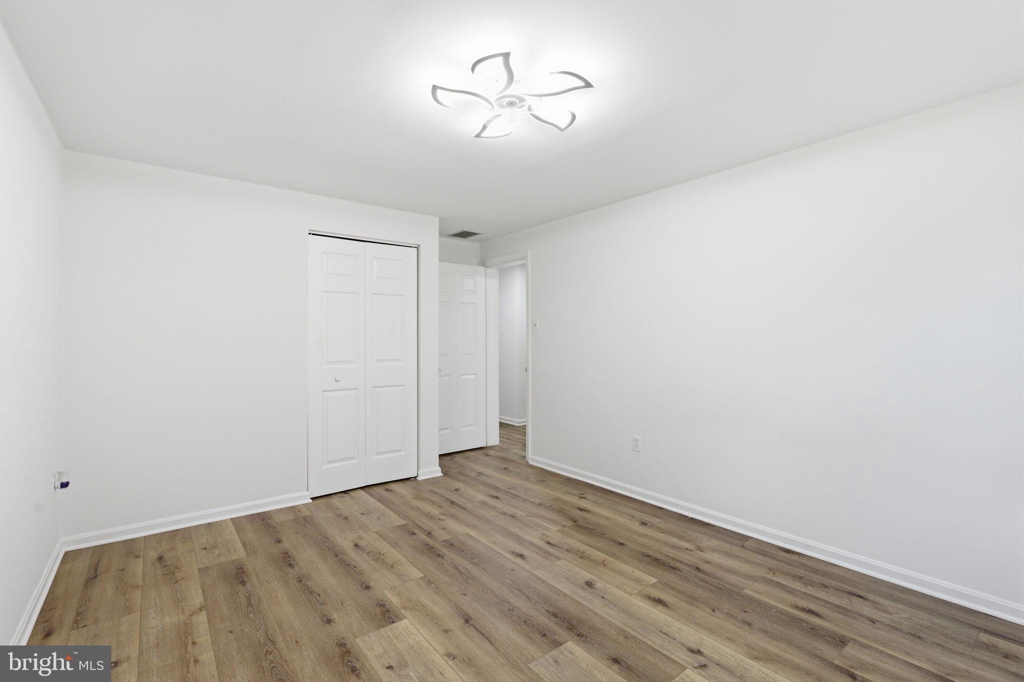 BRIGHTON - Residential