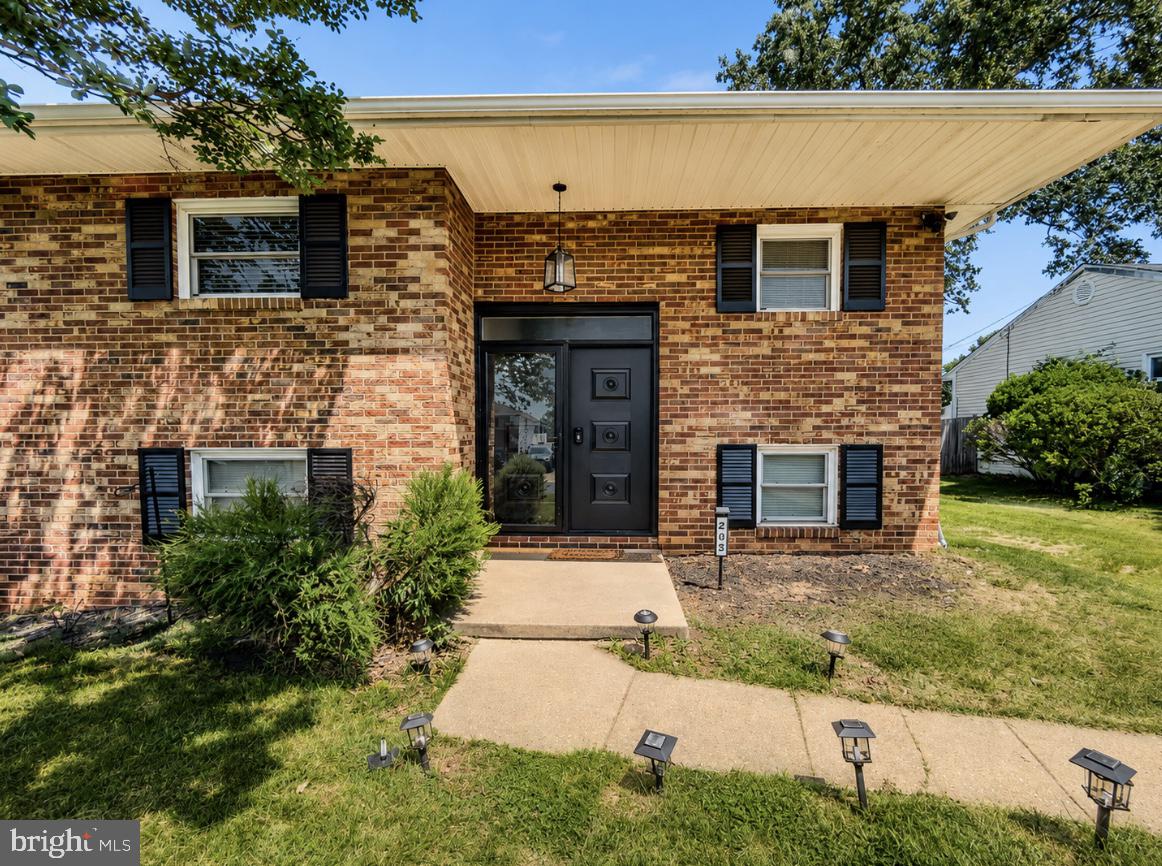 THE HIGHLANDS - Residential