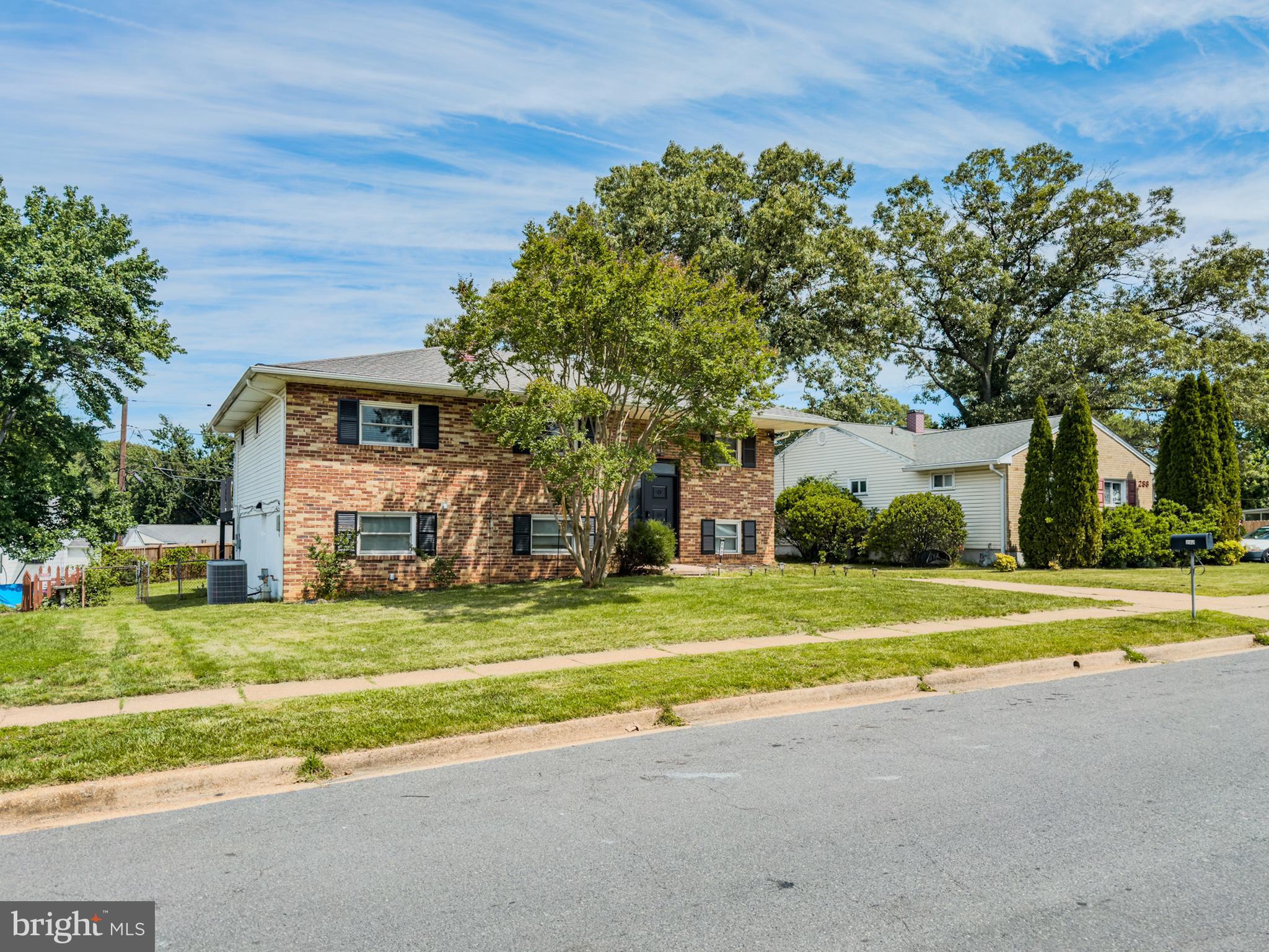 THE HIGHLANDS - Residential