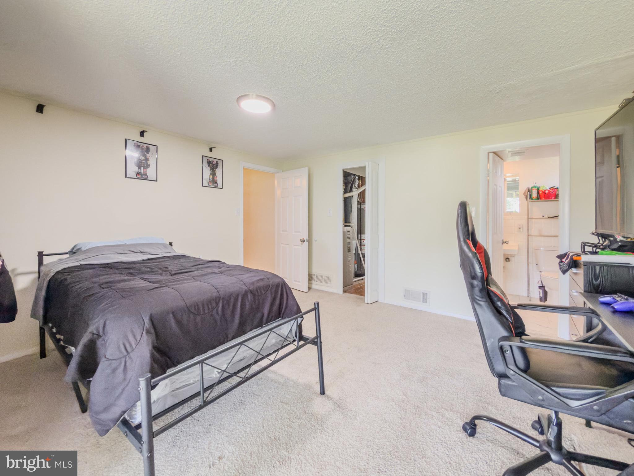 THE HIGHLANDS - Residential