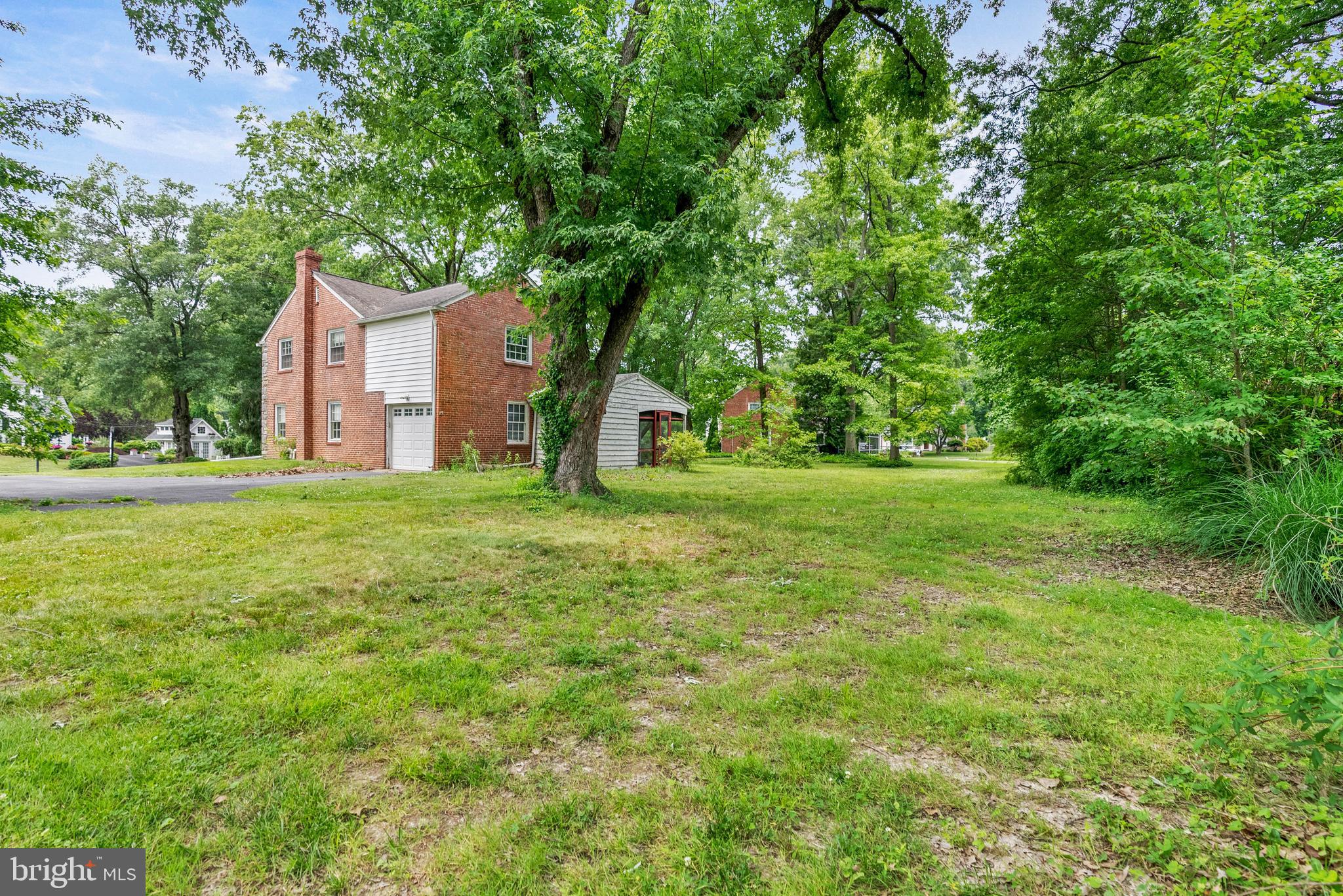 GREEN ACRES - Residential