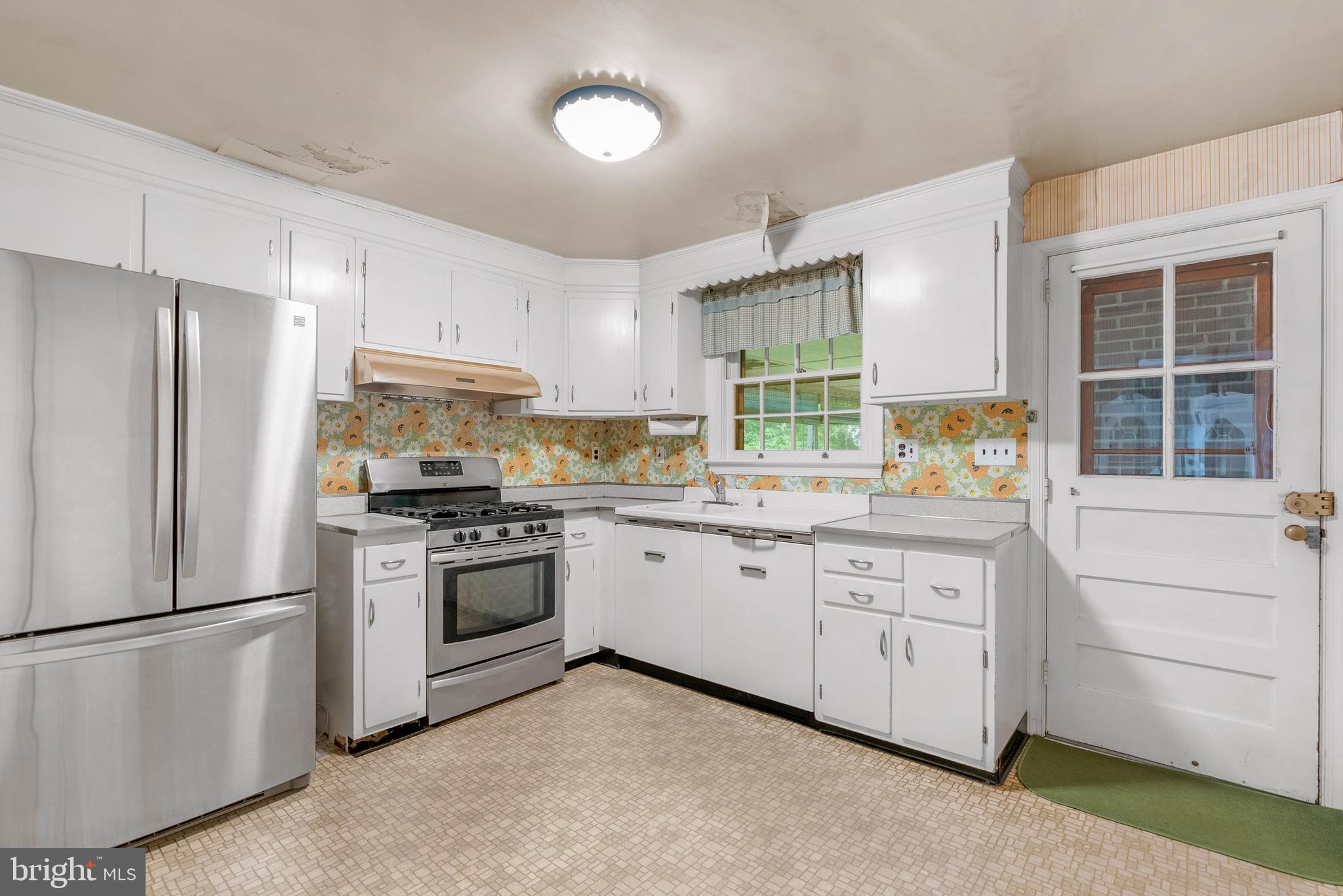 GREEN ACRES - Residential