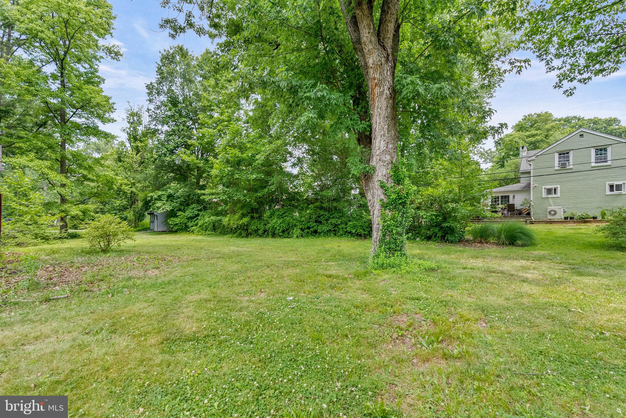 GREEN ACRES - Residential