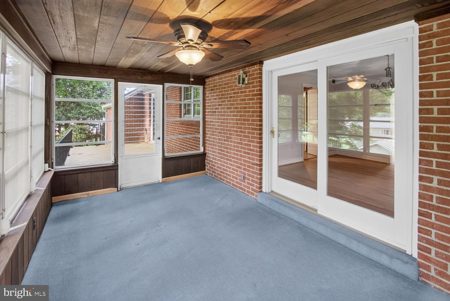 PARKRIDGE - Residential