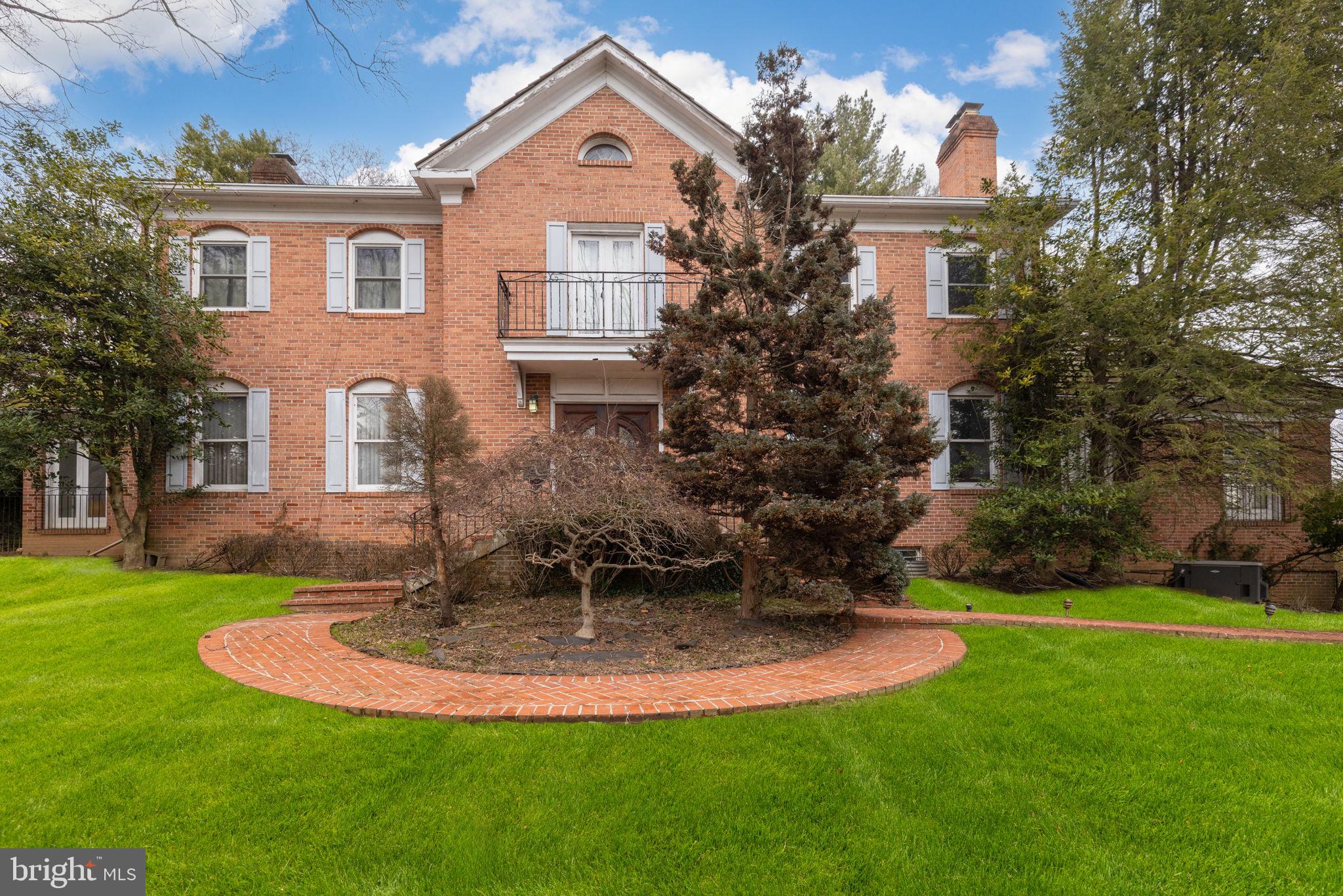 CHEVY CHASE - Residential