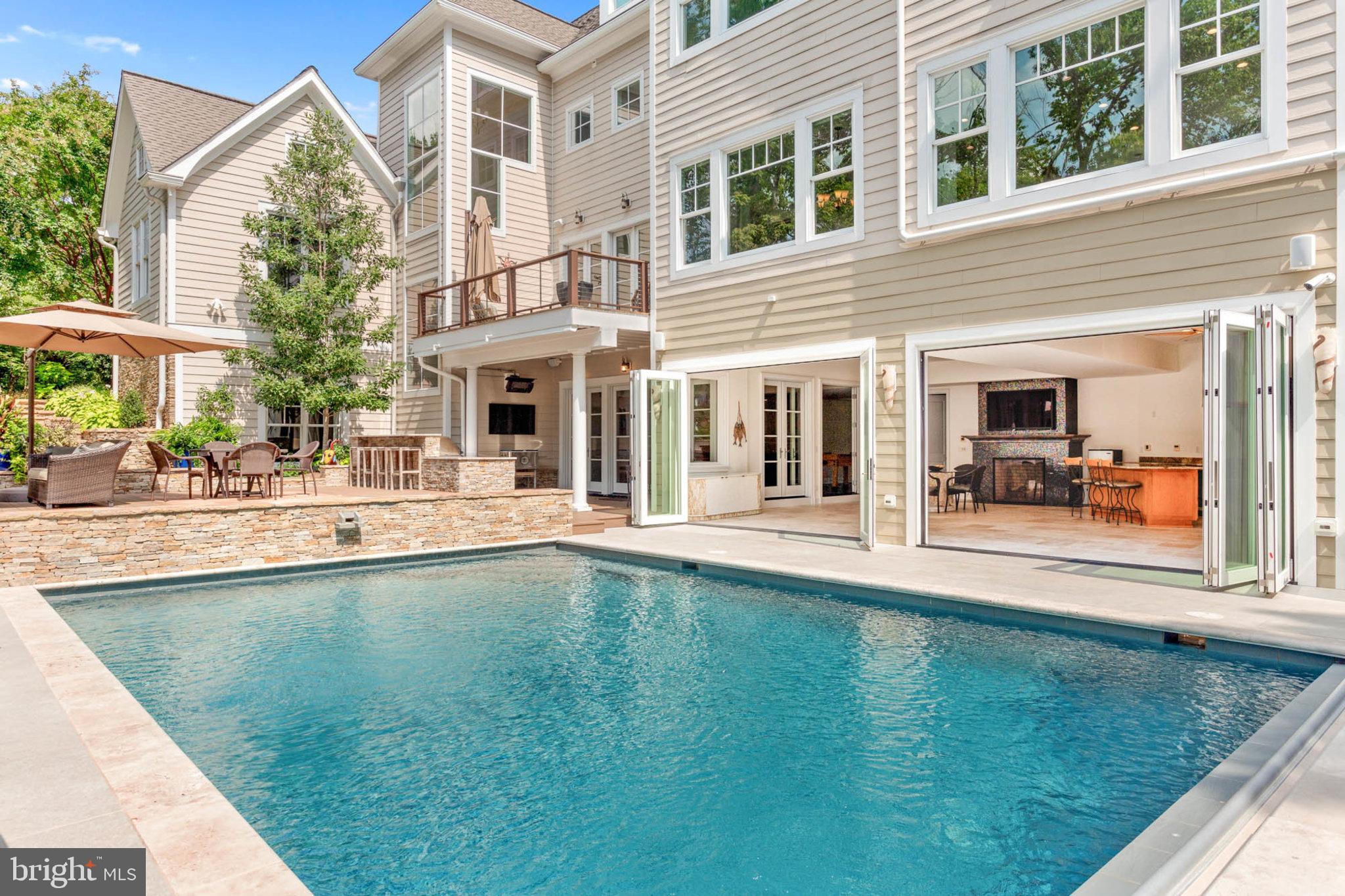 NANTUCKET ON THE SEVERN - Residential