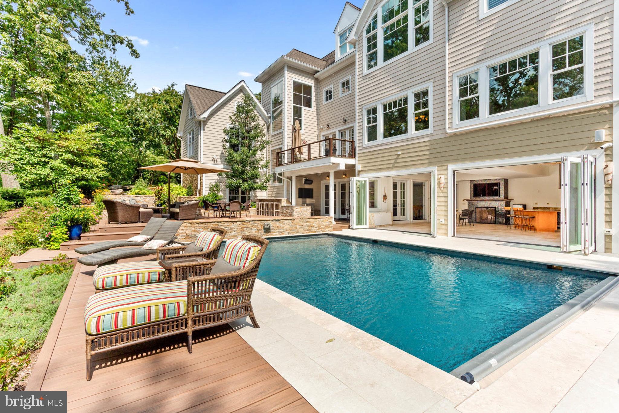 NANTUCKET ON THE SEVERN - Residential