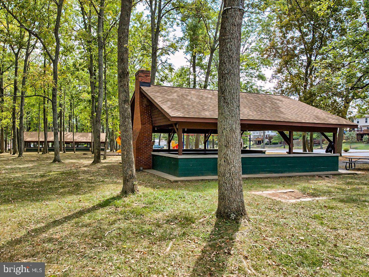 CREEKSIDE - Residential