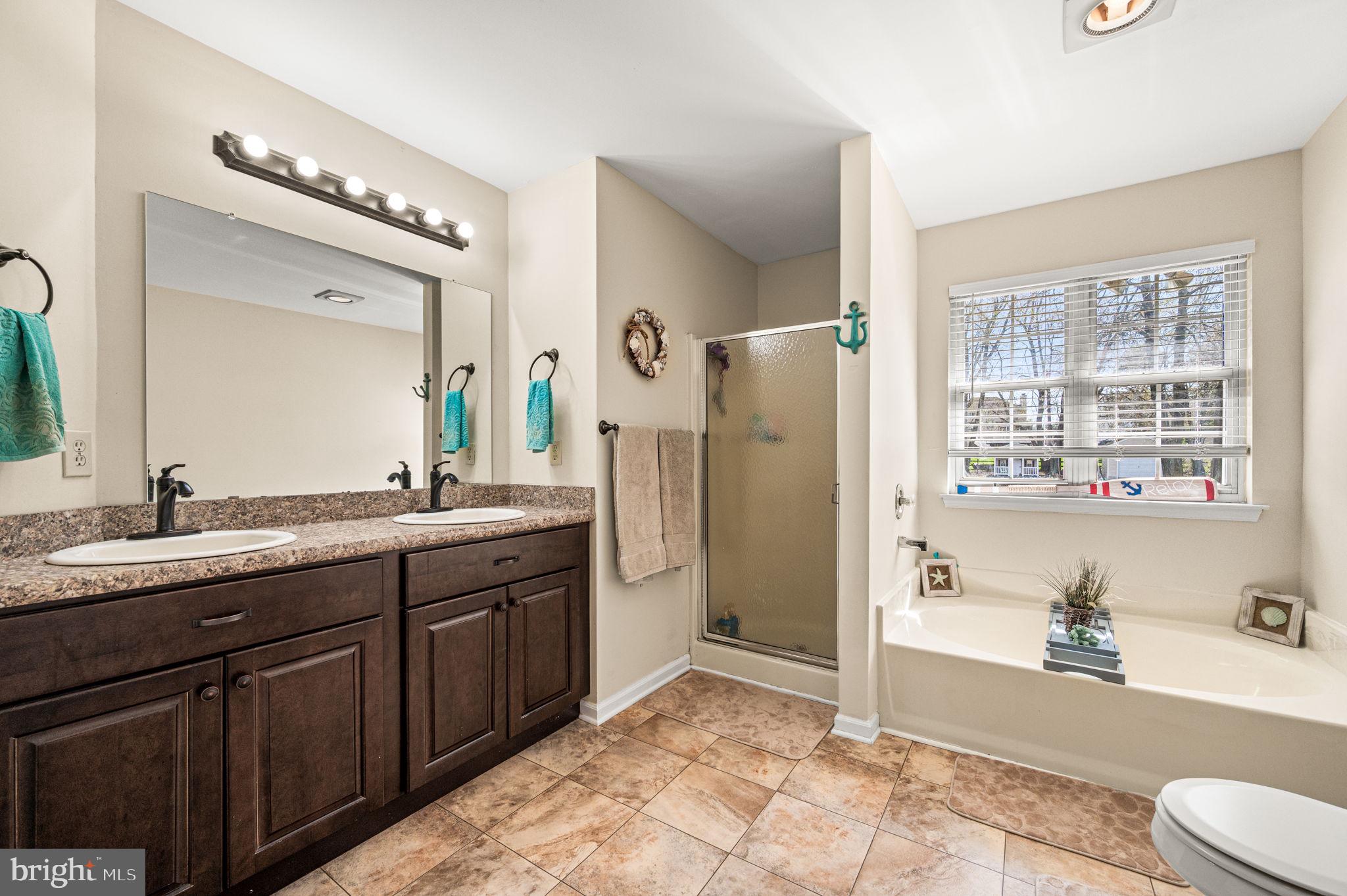 EMERALD RIDGE - Residential
