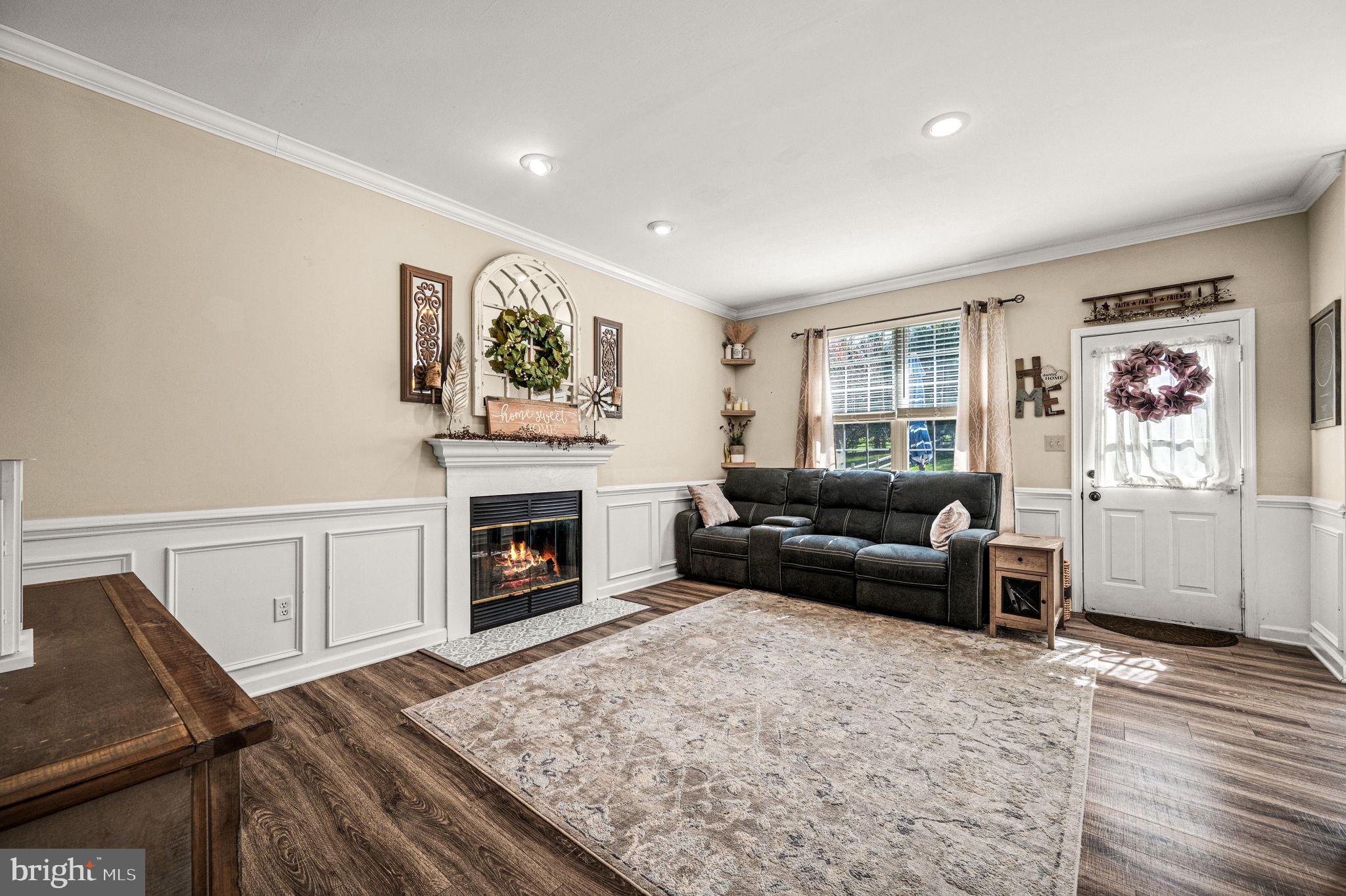EMERALD RIDGE - Residential