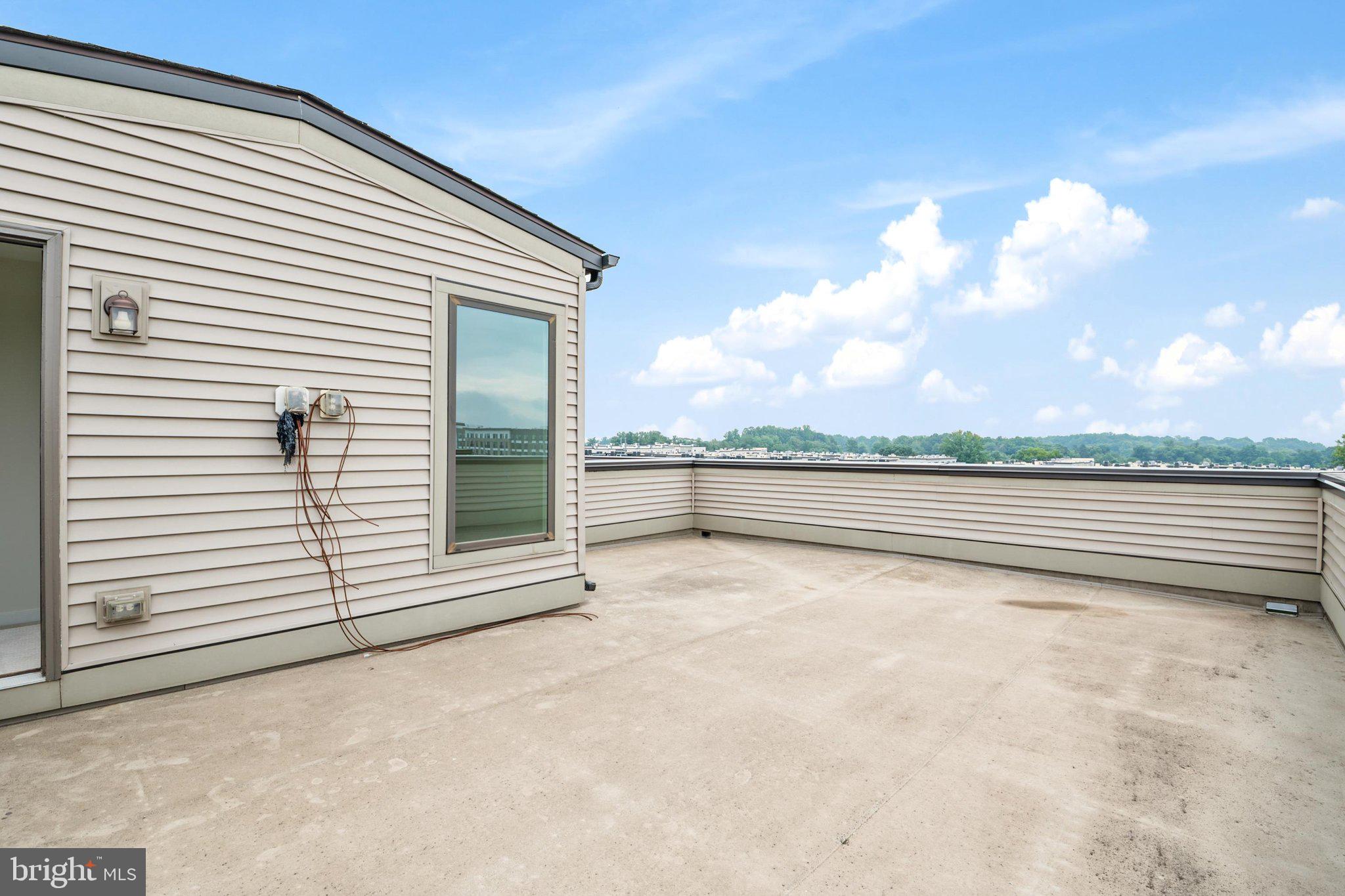 WESTSIDE AT SHADY GROVE - Residential