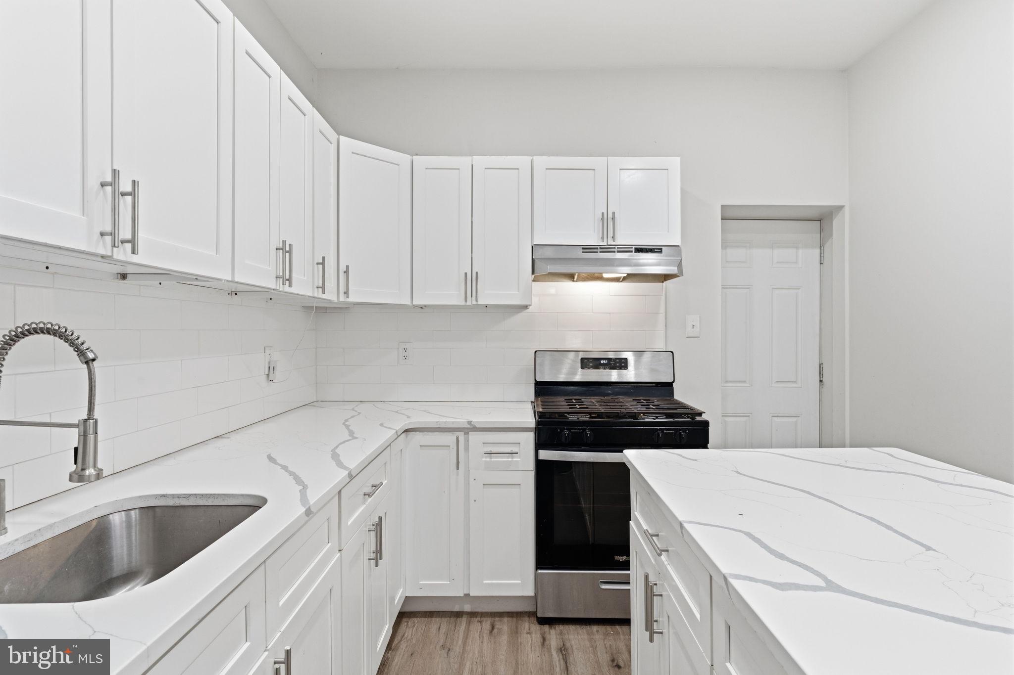 COBBS CREEK - Residential