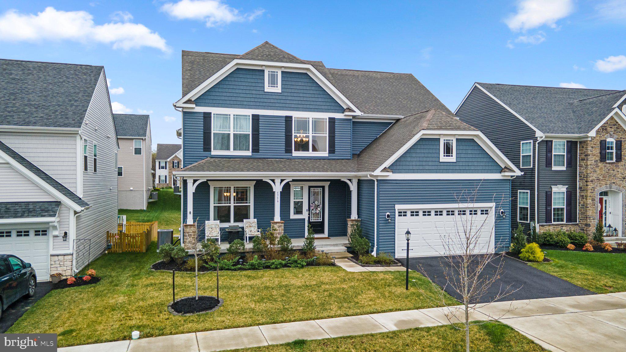 TALLYN RIDGE - Residential