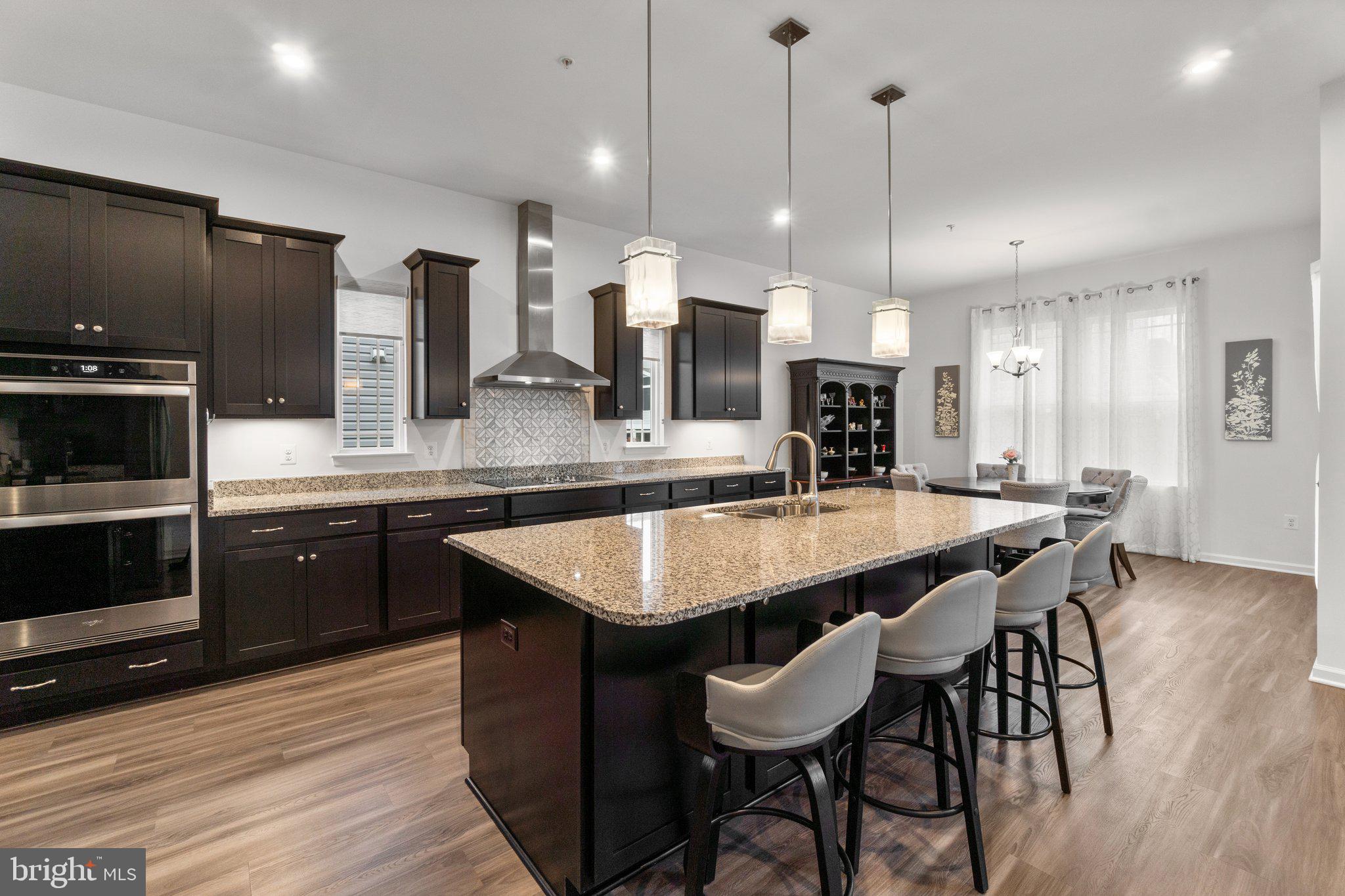 TALLYN RIDGE - Residential