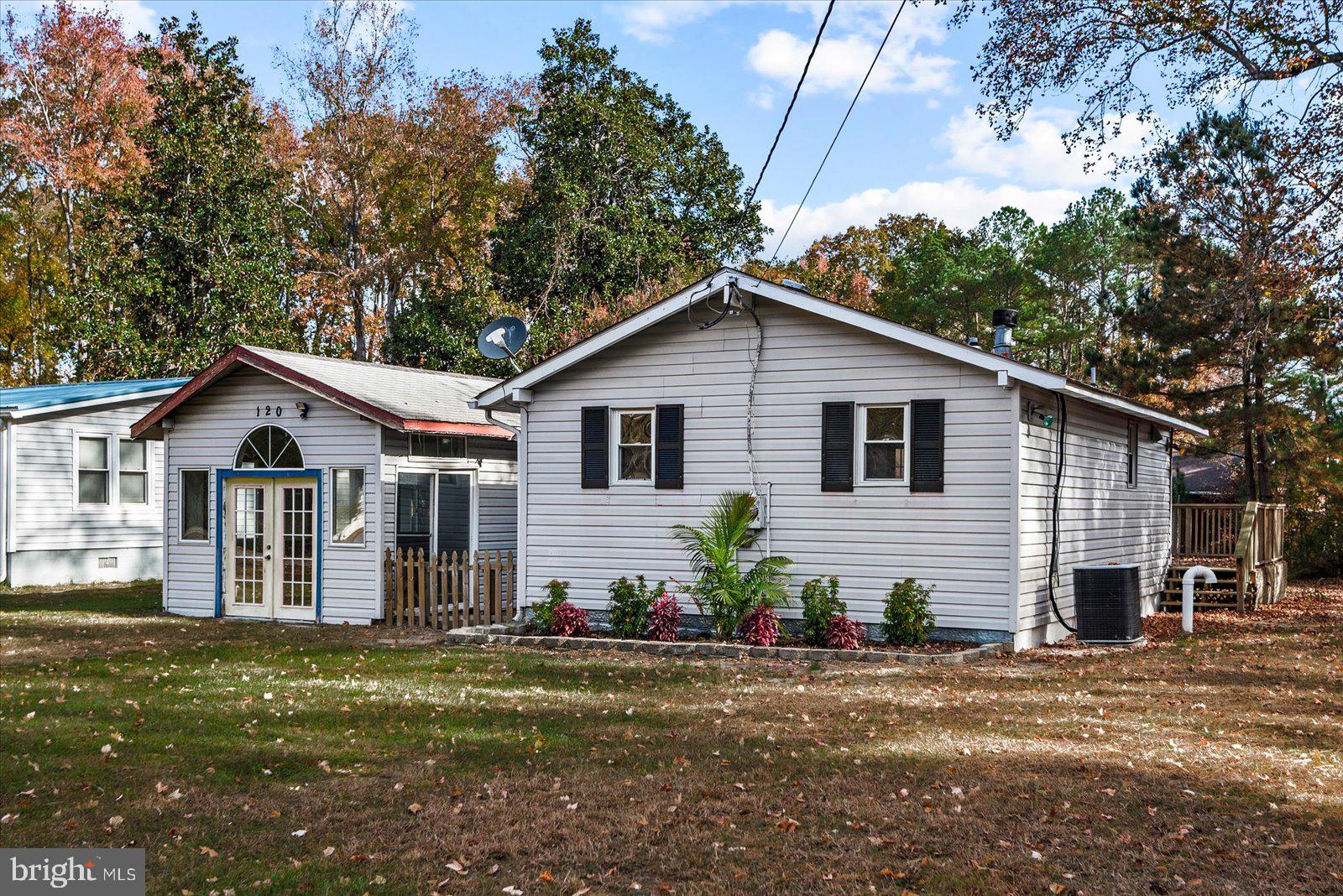 WESTMORELAND SHORES - Residential