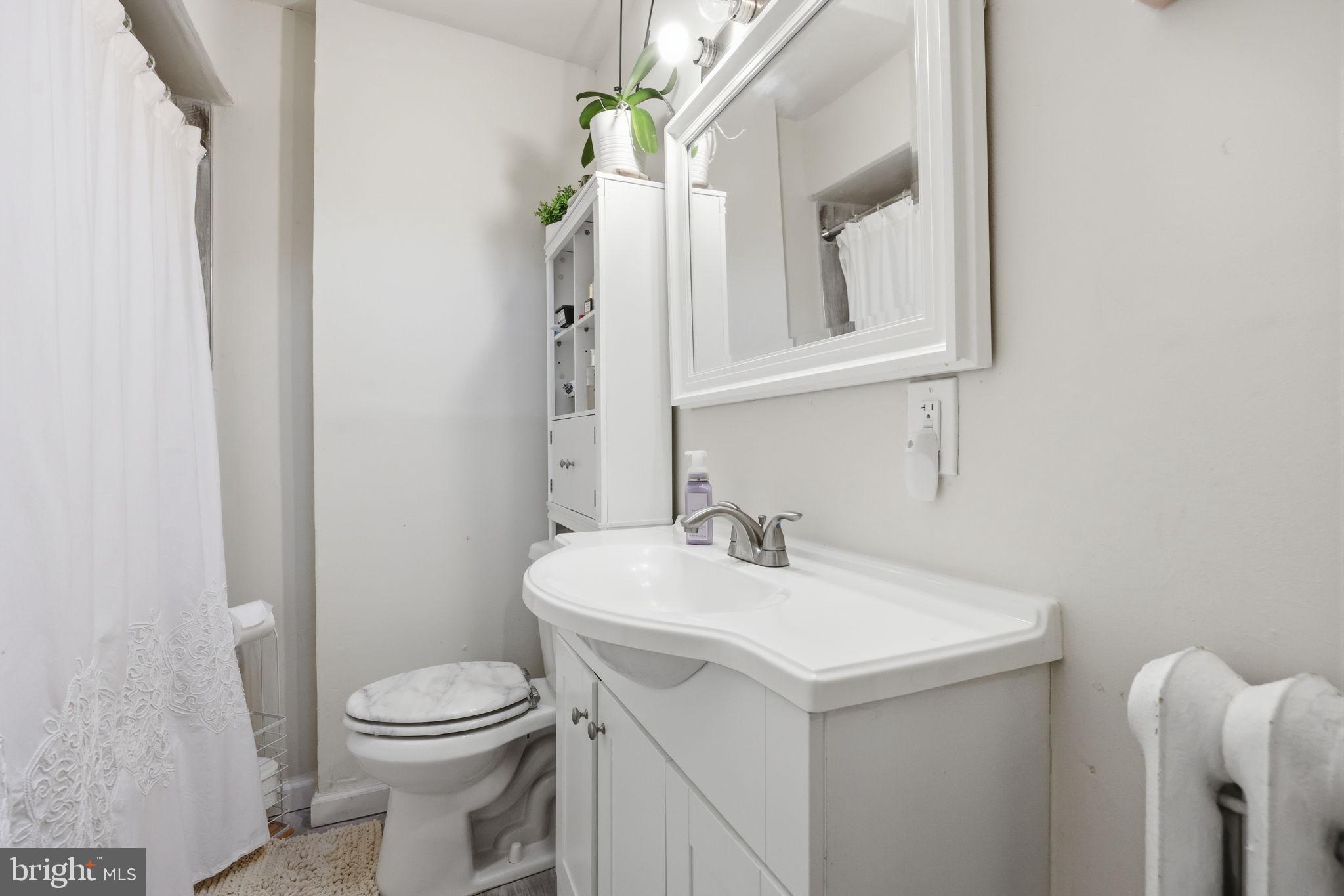 WEST OAK LANE - Residential