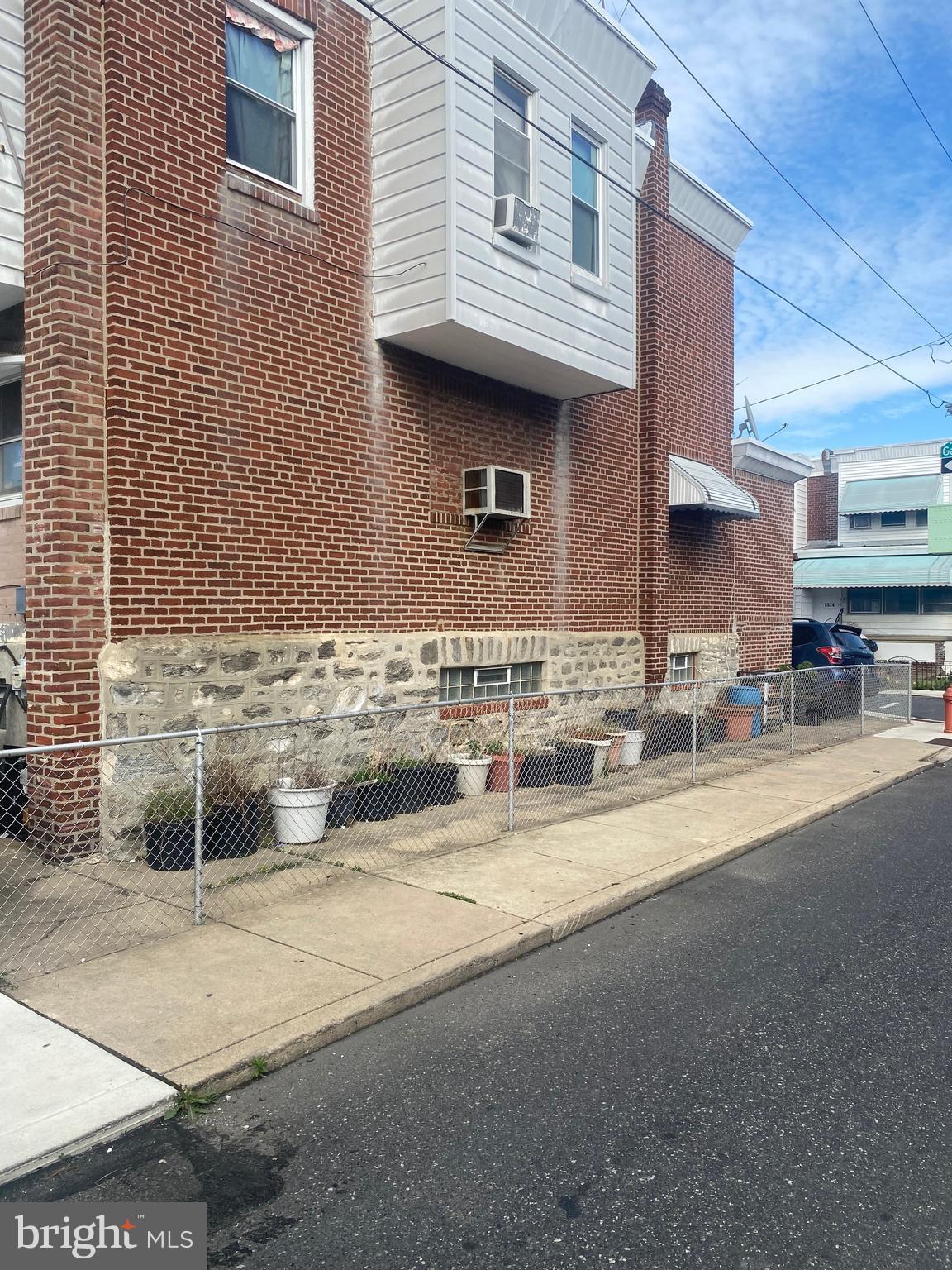 PHILADELPHIA - Residential