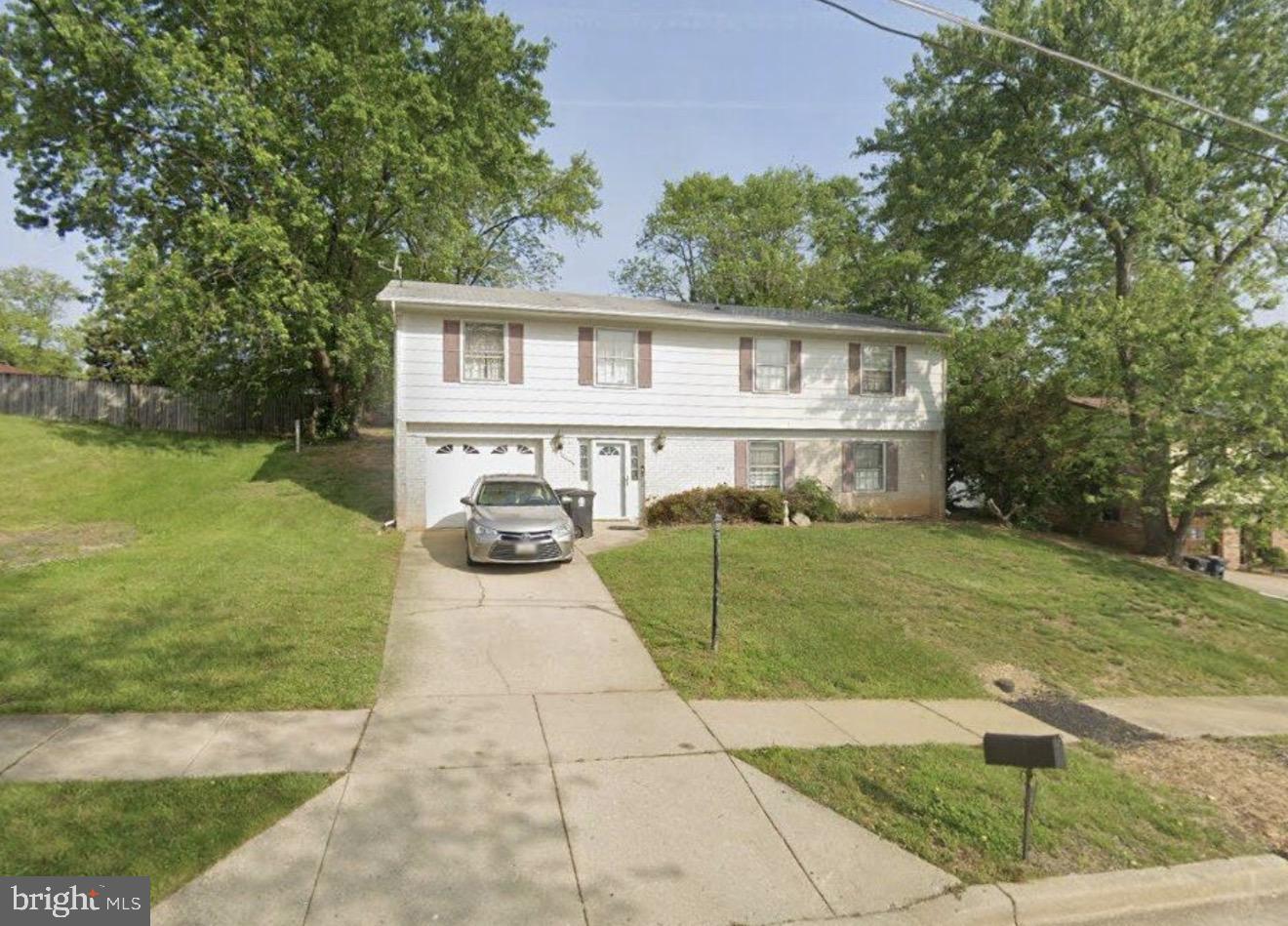 **Coming Soon – 3010 Melisa Dr!**
Opportunity awaits at 3010 Melisa Dr! This fixer-upper offers solid bones and endless potential for investors, renovators, or buyers looking to create their dream home. With a strong foundation and a functional layout, this property is ready for your vision and personal touch.
Whether you're looking for your next renovation project or a home with great upside, this is one you won't want to miss.
**Going LIVE in 2 weeks—stay tuned for more details!**