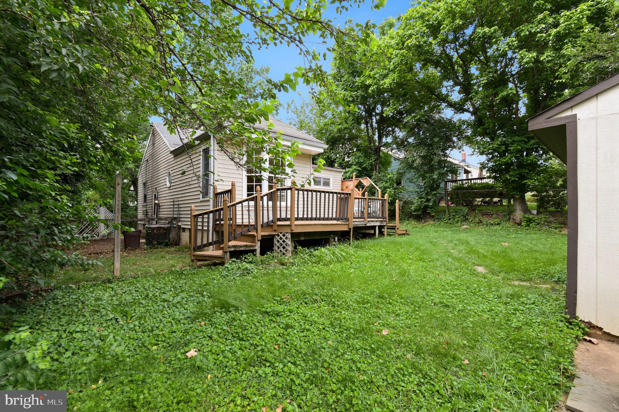 VEIRS MILL VILLAGE - Residential