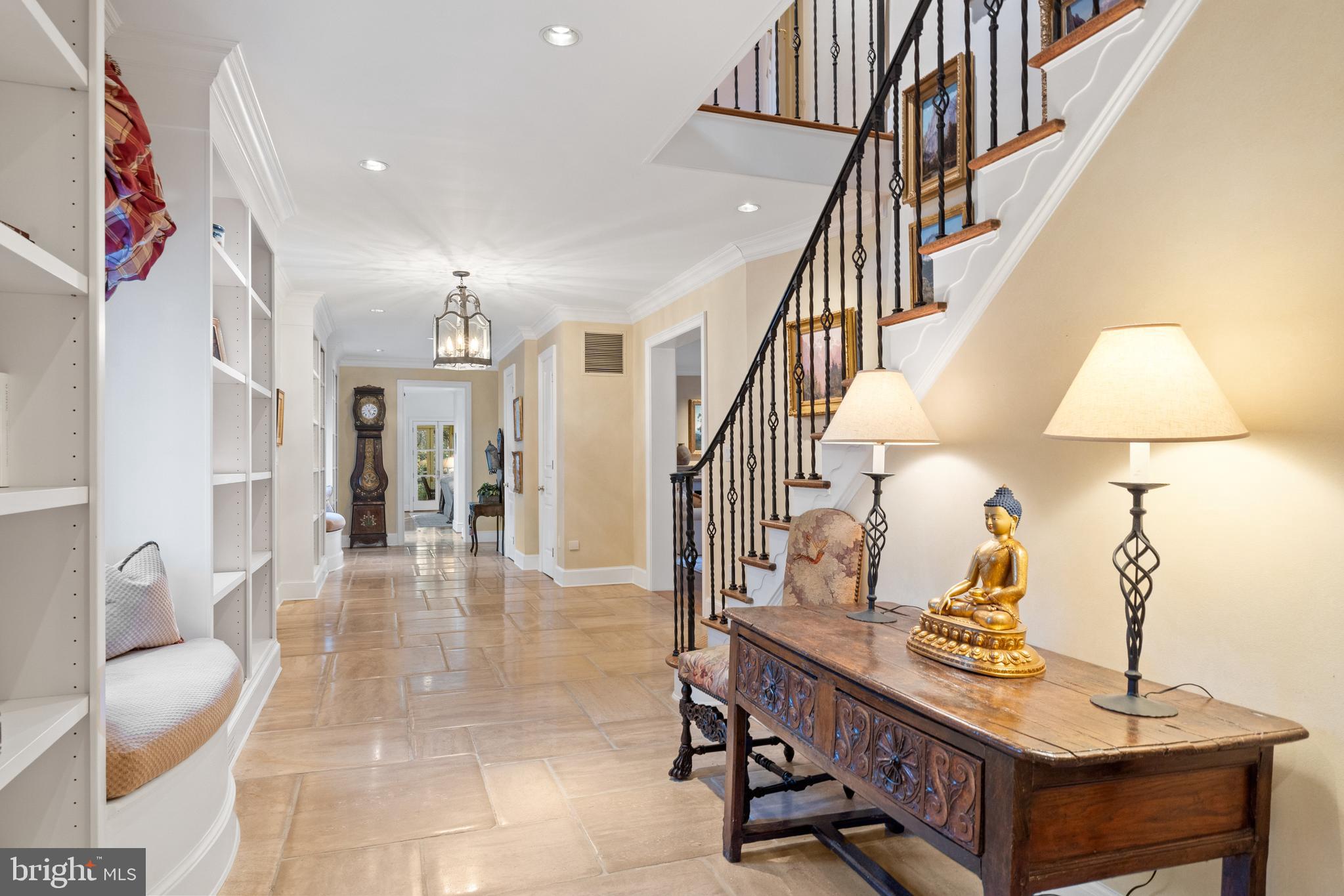 SPRING VALLEY - Residential