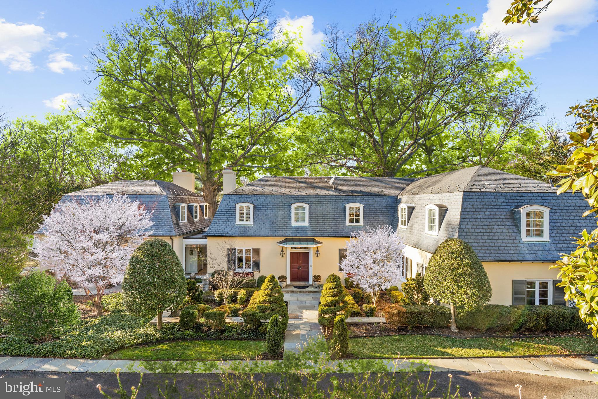 SPRING VALLEY - Residential