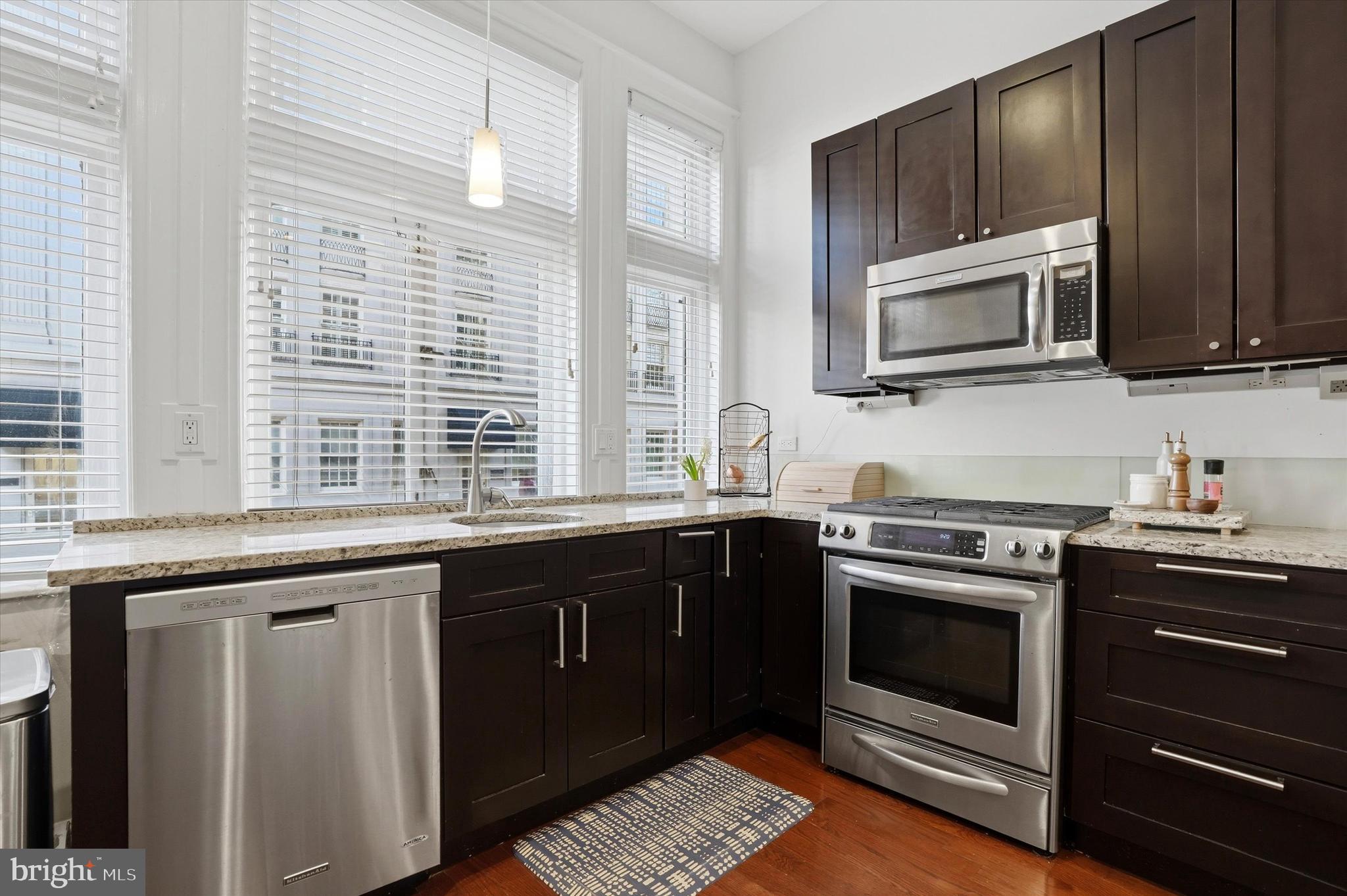 RITTENHOUSE SQUARE - Residential