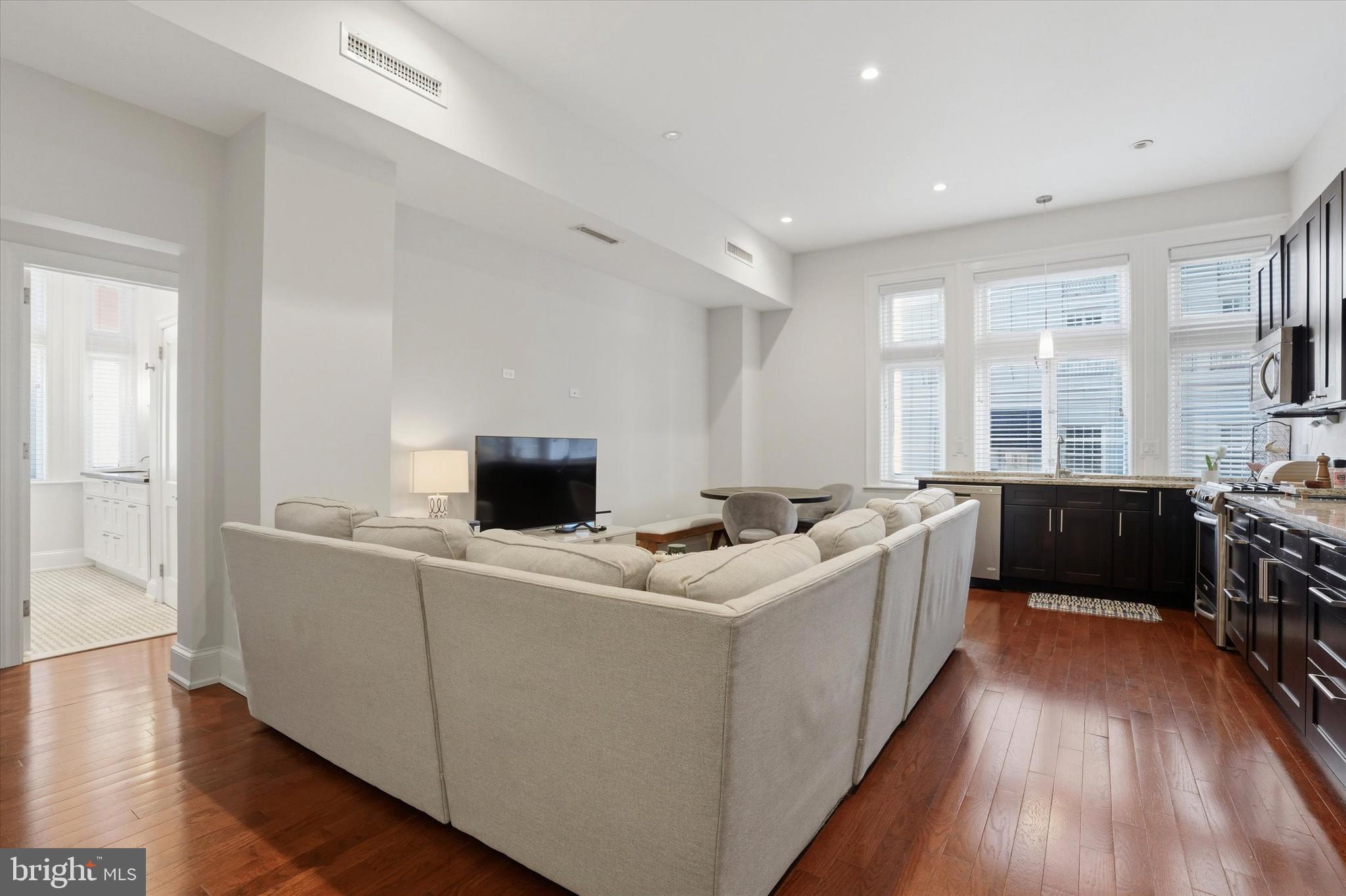RITTENHOUSE SQUARE - Residential