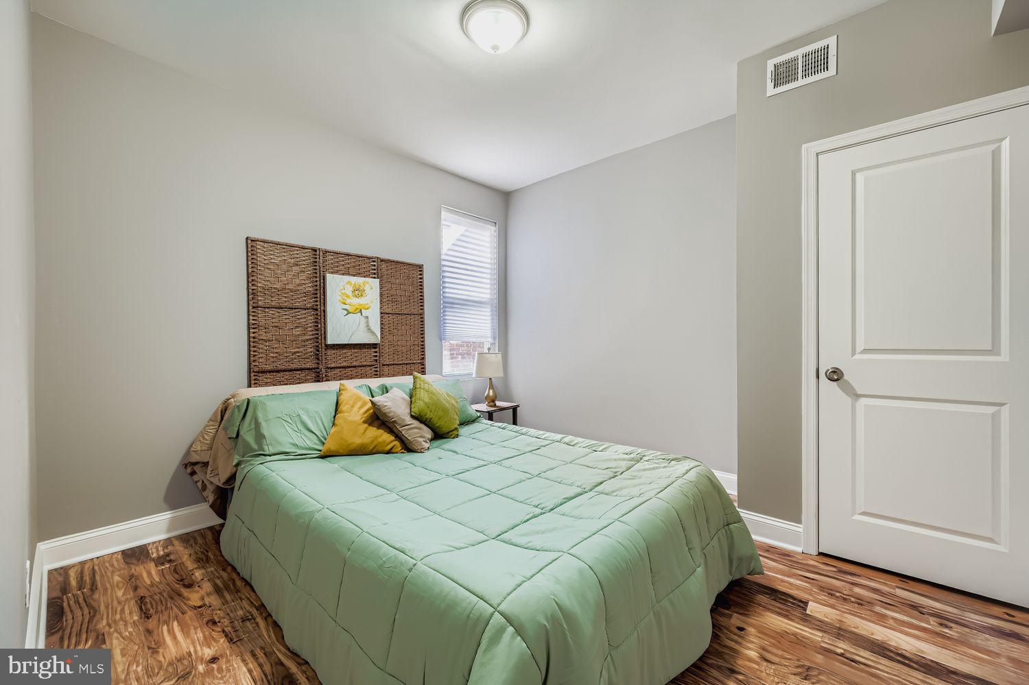 HOMEWOOD - Residential