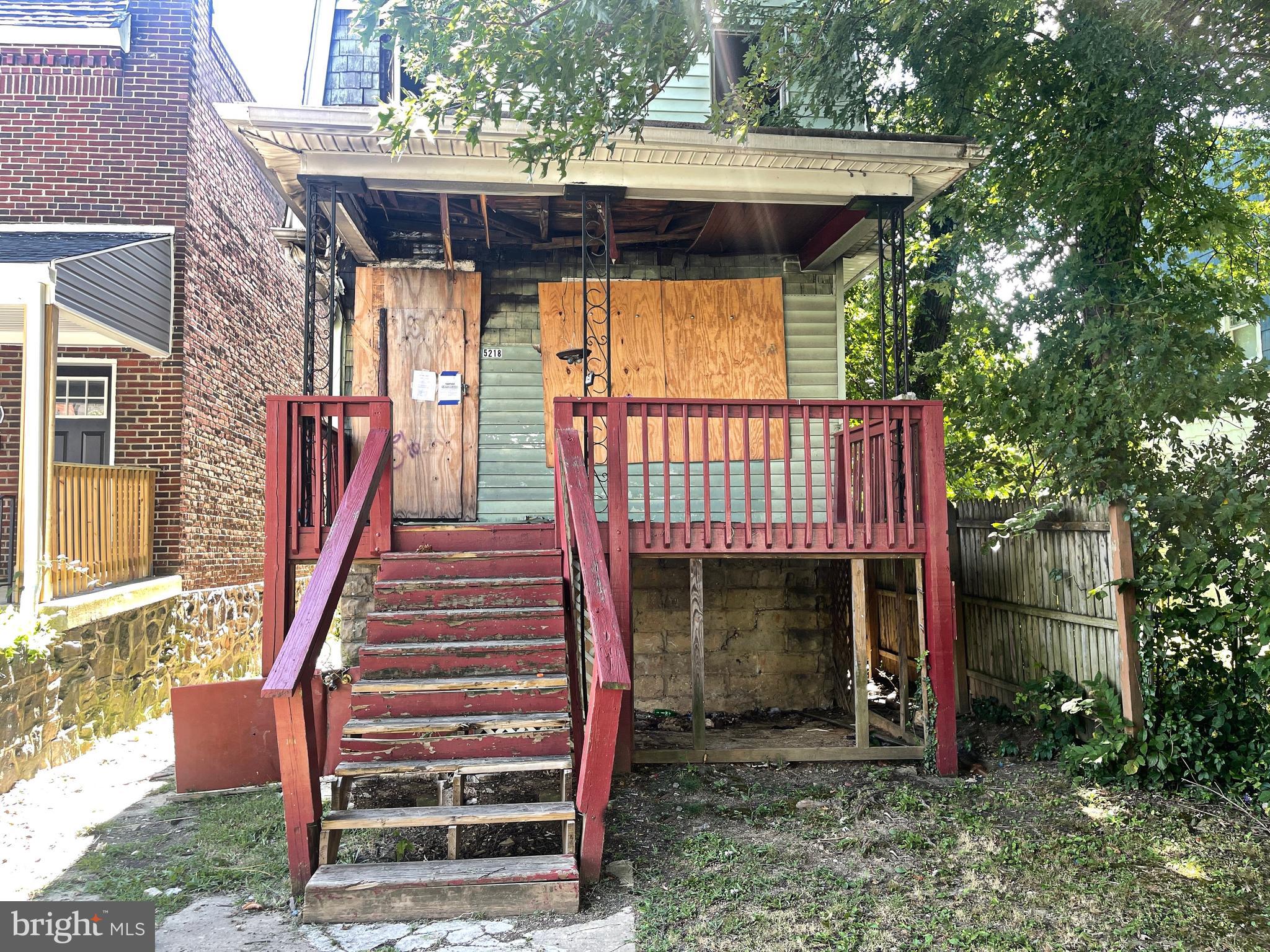 ARLINGTON - Residential