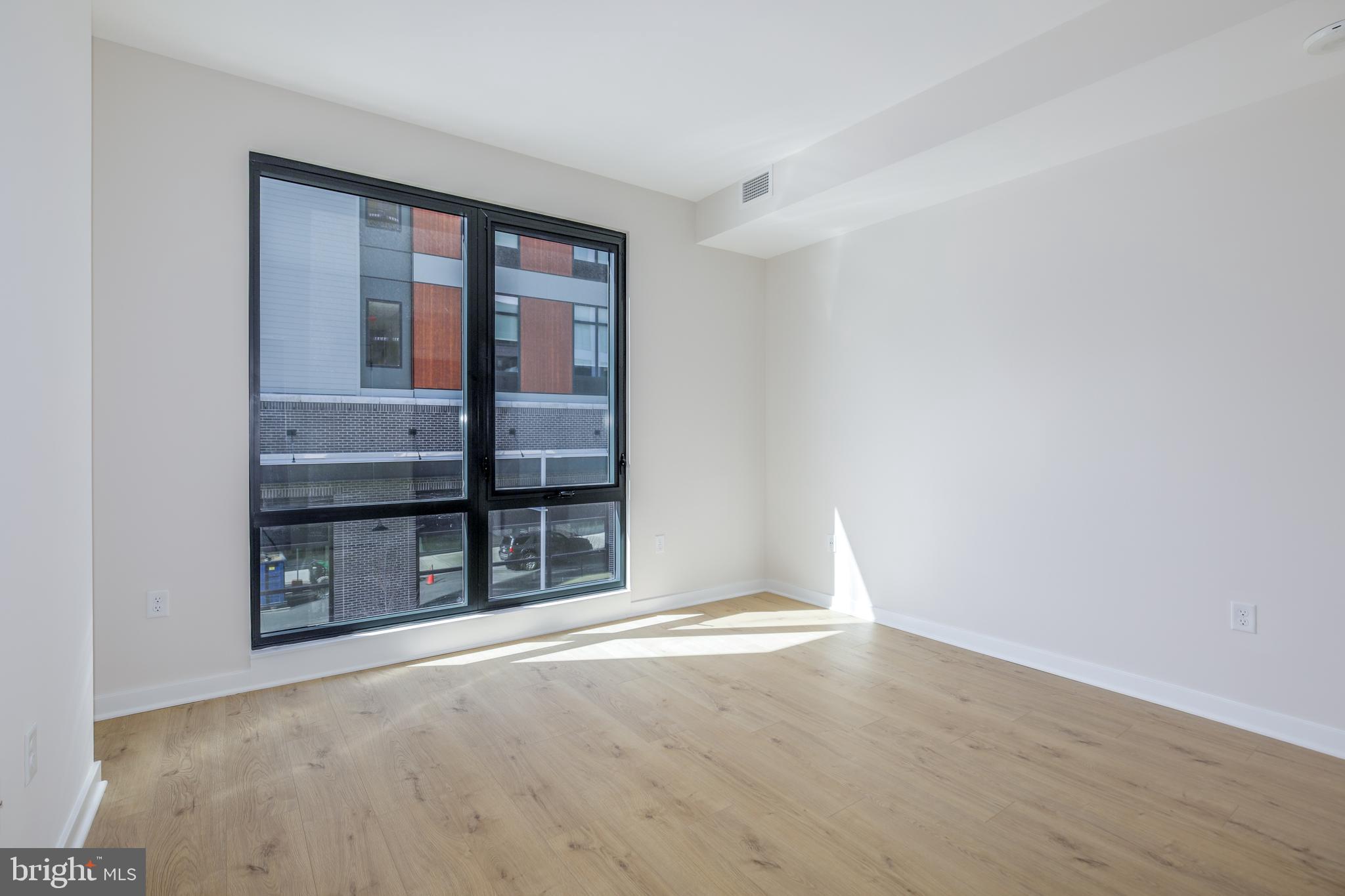 FALLS CHURCH CITY - Residential