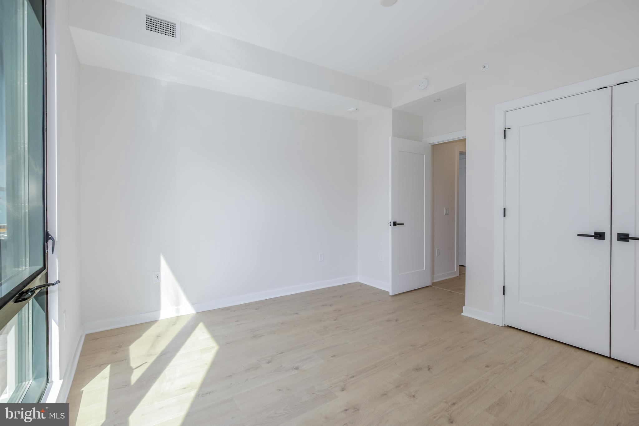 FALLS CHURCH CITY - Residential